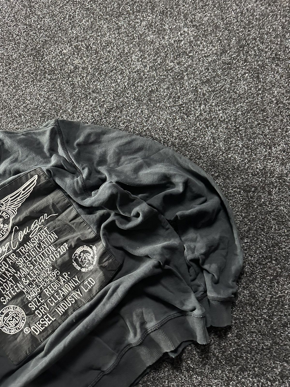 Diesel VNTG 🚨 DIESEL FLYING DISTRESSED SWEATSHIRT BOXY AVANT-GARDE Size US L / EU 52-54 / 3 - 3 Thumbnail