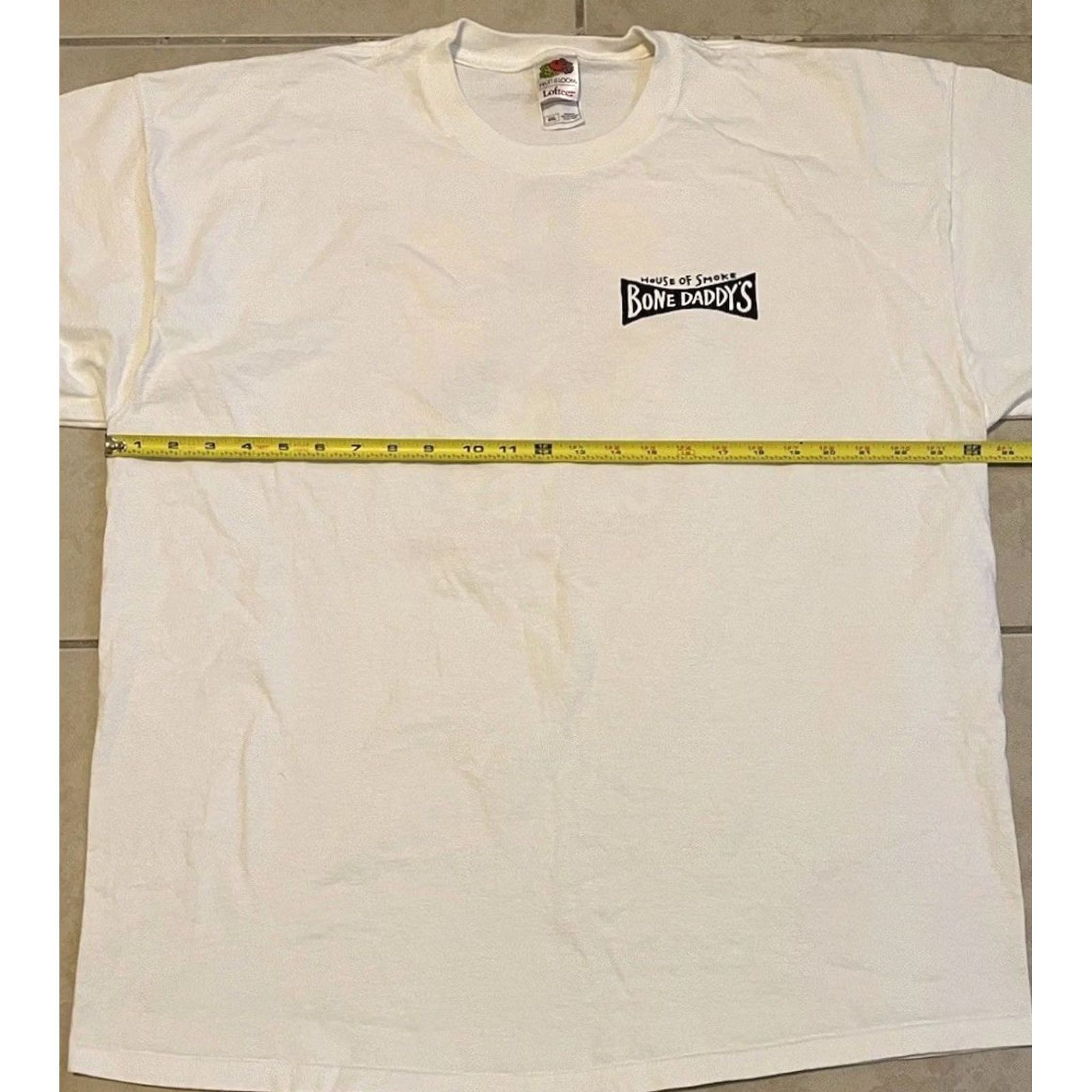 Bones VINTAGE Grunge T-Shirt Mens 2XL White Bone Daddys BBQ Can’t Beat Our Meat Funny 90s Y2K Shirt Texan Humor Size US XXL / EU 58 / 5 - 6 Thumbnail