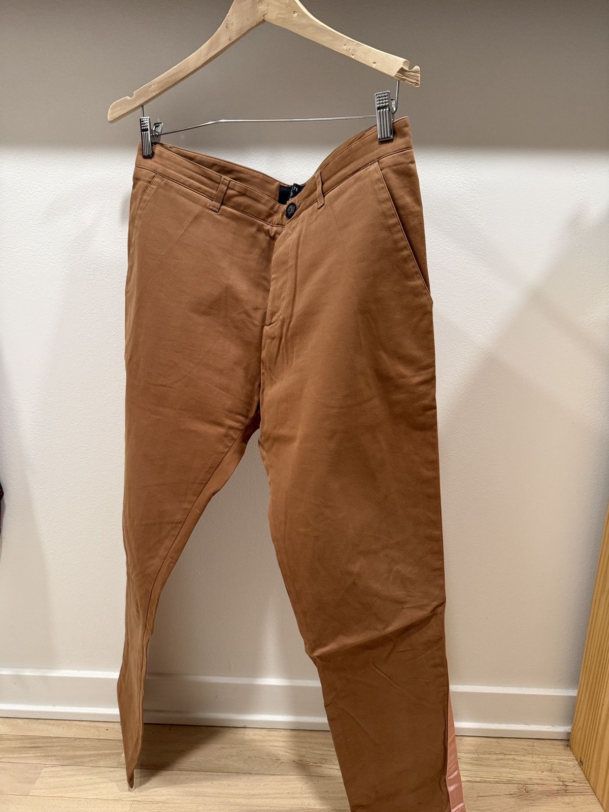 Barneys New York Barneys New York Lot 78 Grosgrain Trimmed Khakis Size US 32 / EU 48 - 3 Thumbnail