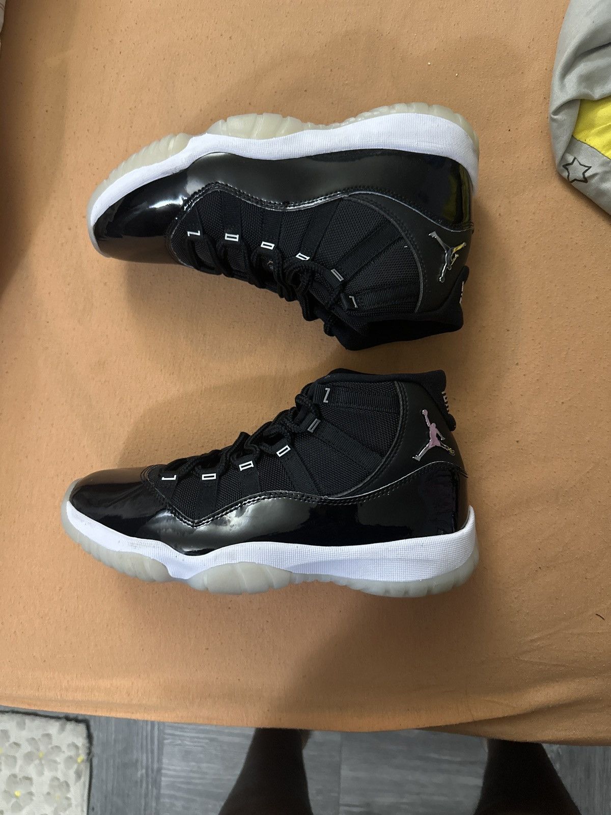 Jordan Brand Jumpman 11’s Size US 8 / EU 41 - 2 Thumbnail