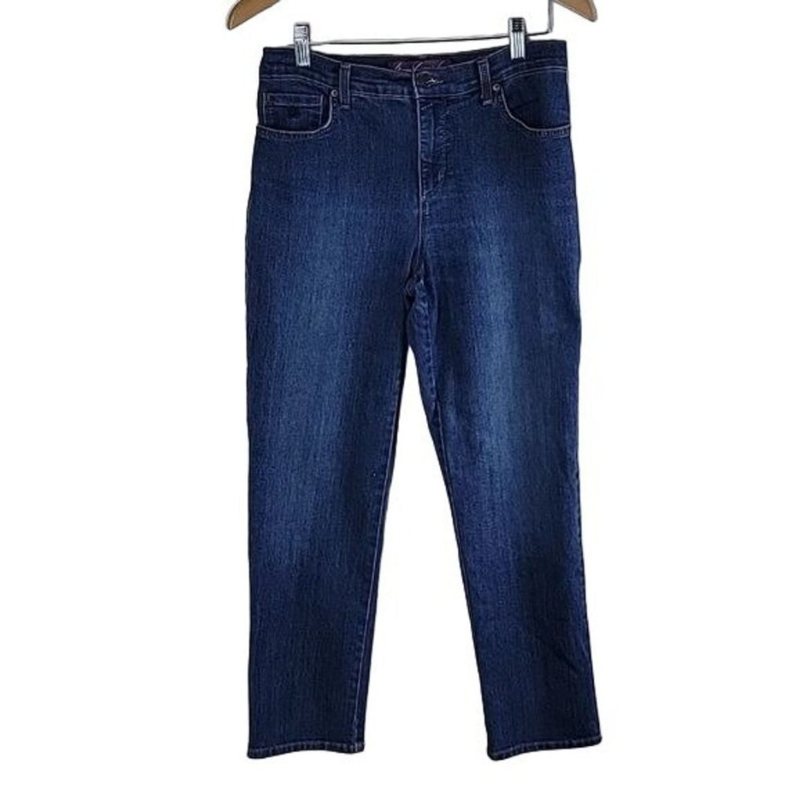 Gloria Vanderbilt Gloria Vanderbilt Amanda Tapered Jeans Blue size 6 Short Size 28" / US 6 / IT 42 - 5 Thumbnail