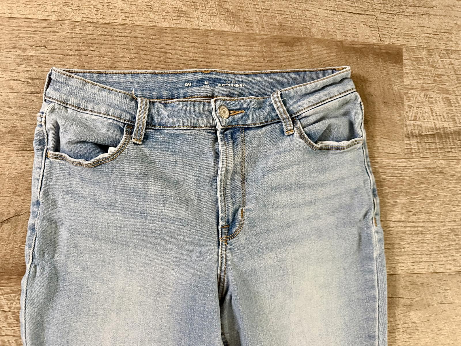 Old Navy Old Navy High-Waisted Wow Super-Skinny Jeans Size 32" / US 10 / IT 46 - 2 Thumbnail