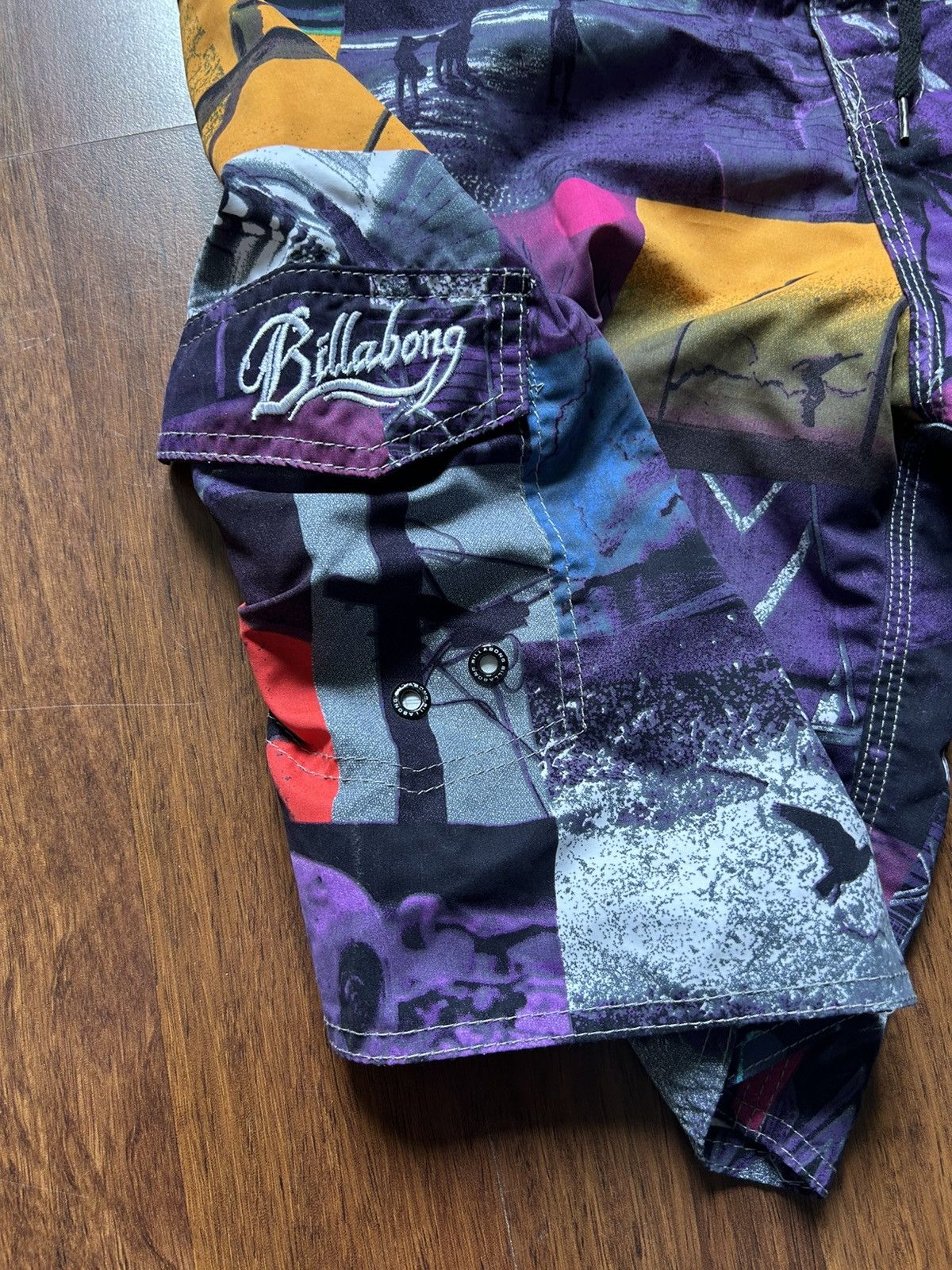 Billabong Vintage Billabong 90’s Crazy Graphic Printed Surf Size 34 Size US 34 / EU 50 - 3 Thumbnail