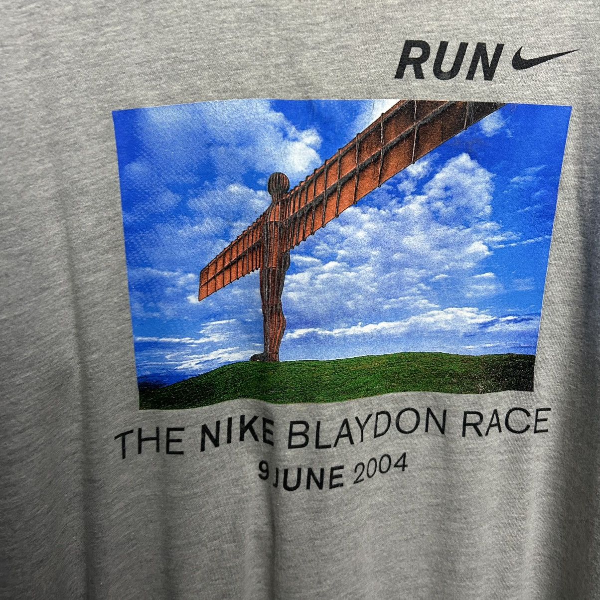 Nike Vintage Nike Run Festival 2004 Big Logo streetwear tee Size US L / EU 52-54 / 3 - 4 Thumbnail