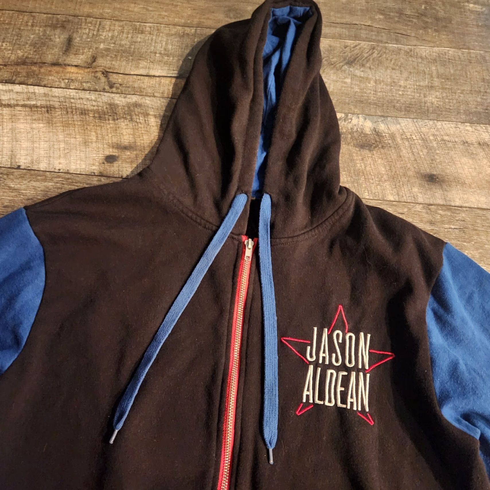 Vintage Jason Aldean Full Zip Up Hoodie Sz Medium Black Blue County Music Star USA Mens Hoodie Regular Modern Classic Music Theme Size US M / EU 48-50 / 2 - 5 Thumbnail