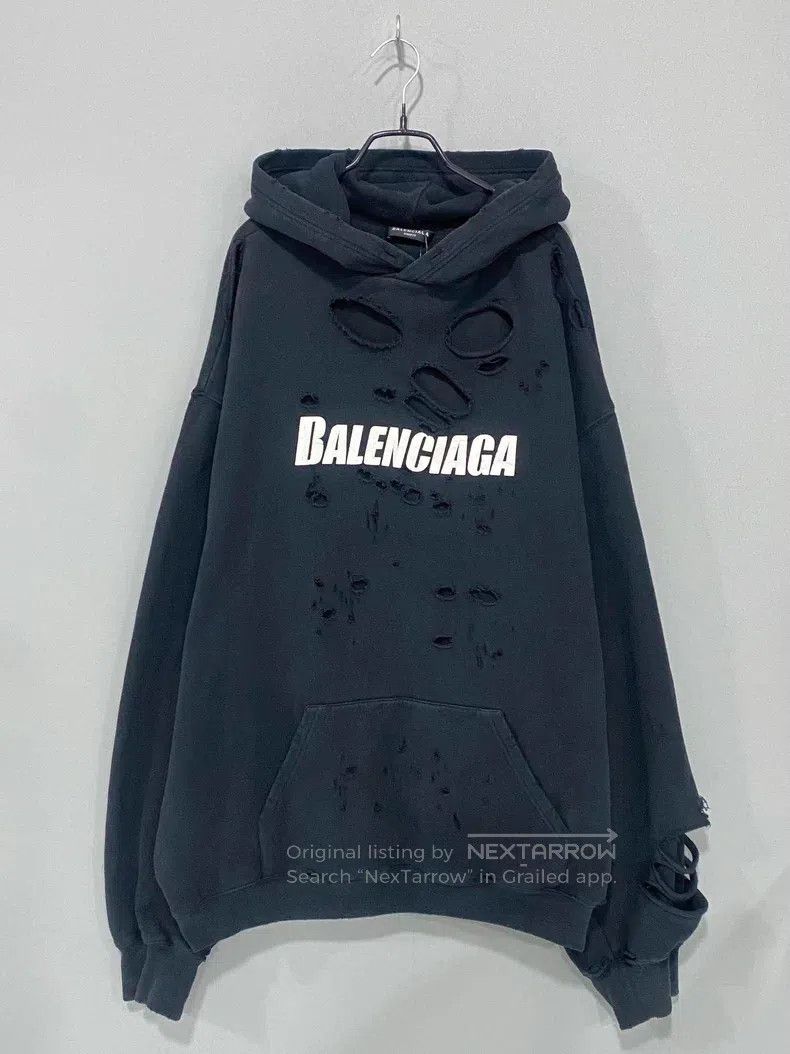 Balenciaga Balenciaga Distressed Hoodie Size US L / EU 52-54 / 3 - 1 Thumbnail