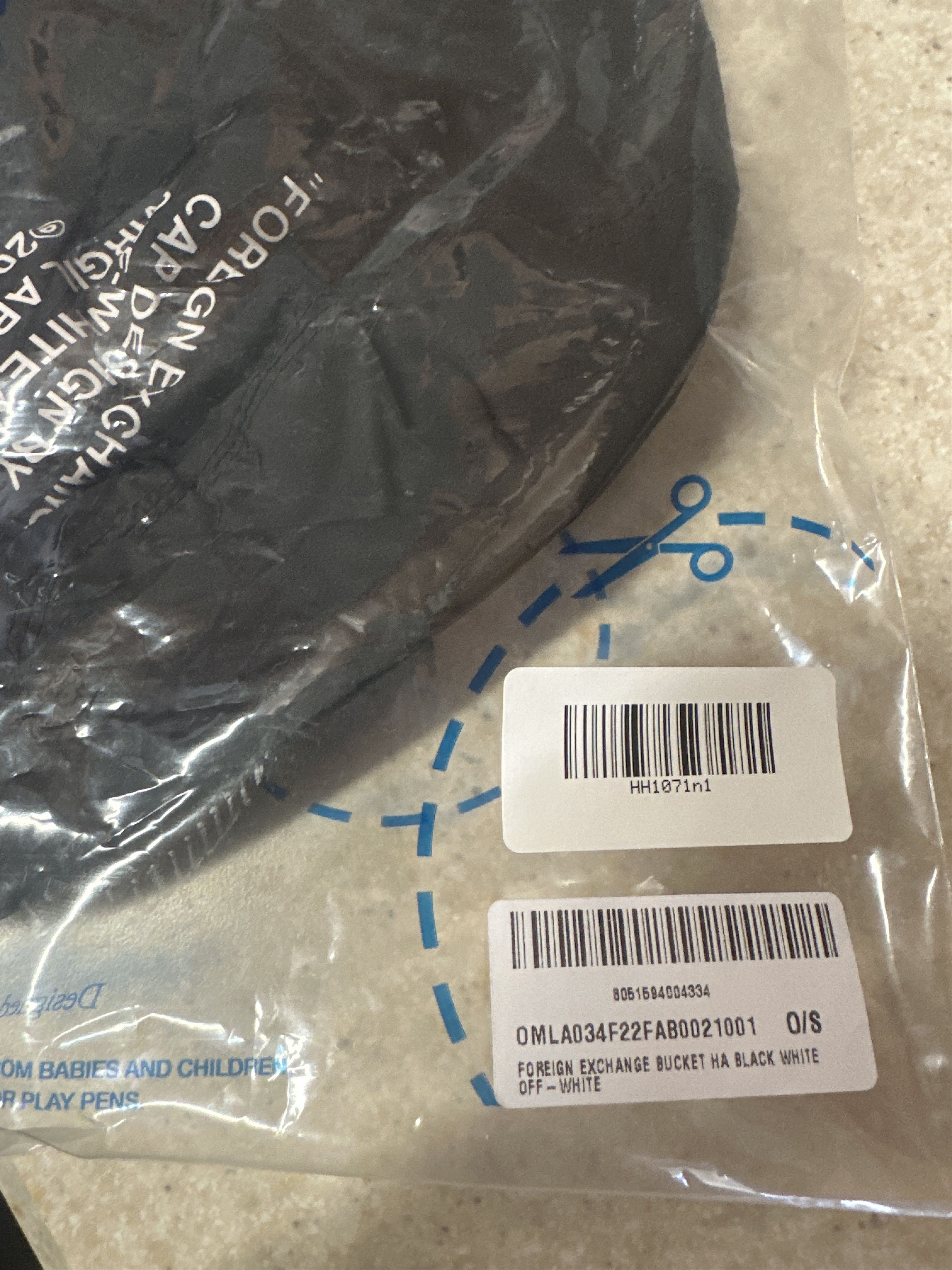 Off-White Foreign Exchange Bucket Hat Black White Size ONE SIZE - 3 Thumbnail