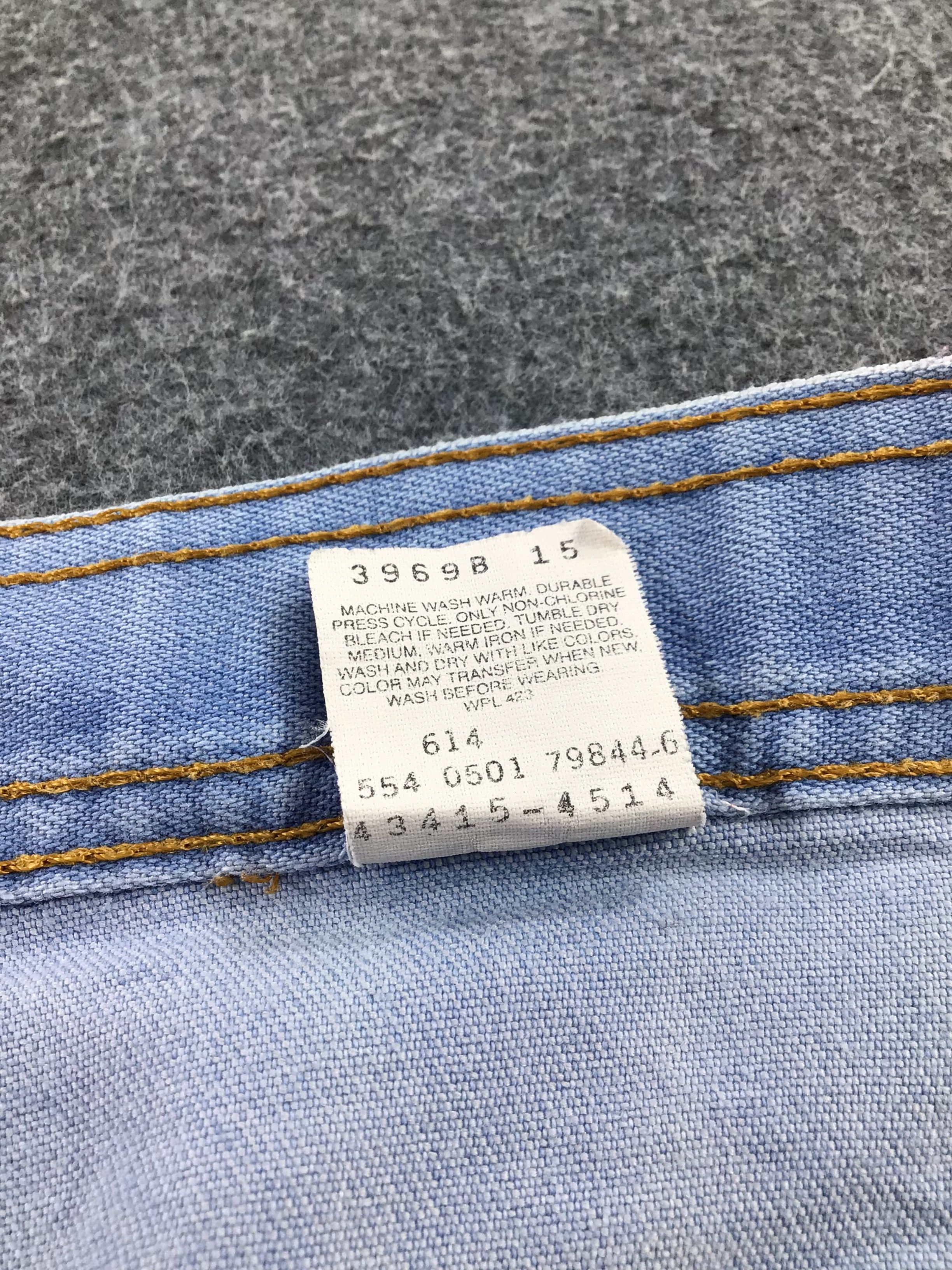 Levi's Vintage Levis 554 Jeans Light Blue Denim -J829 Size US 40 / EU 56 - 11 Thumbnail