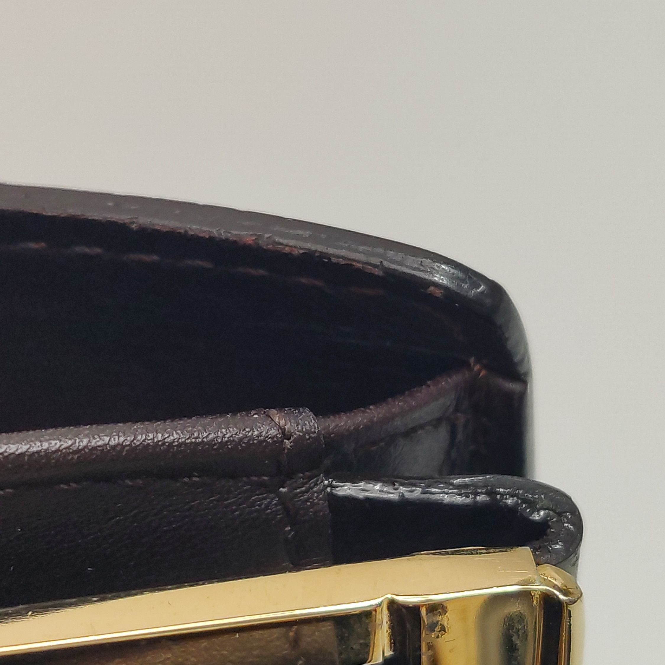 Louis Vuitton Louis Vuitton (LV) Patent leather solid color embossed mono Size ONE SIZE - 9 Thumbnail
