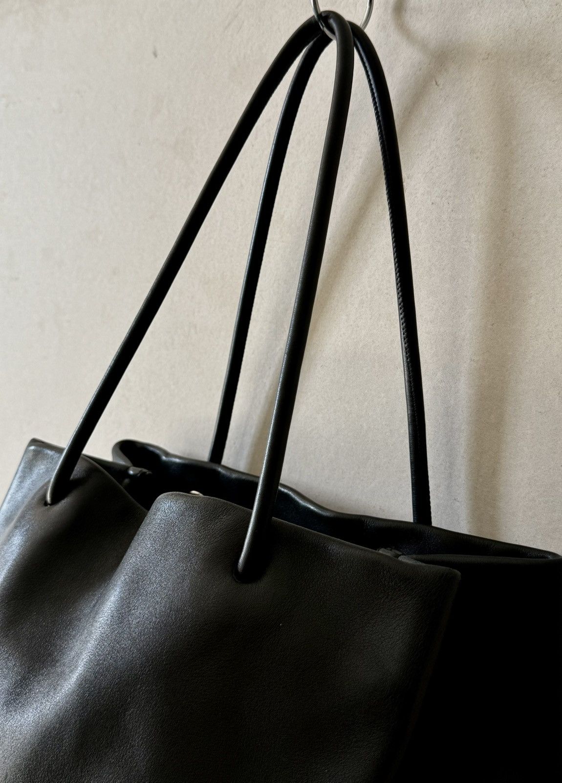 Chanel Chanel - Karl Lagerfeld - SS08 - Lambskin Essential Tote Bag Size ONE SIZE - 12 Thumbnail