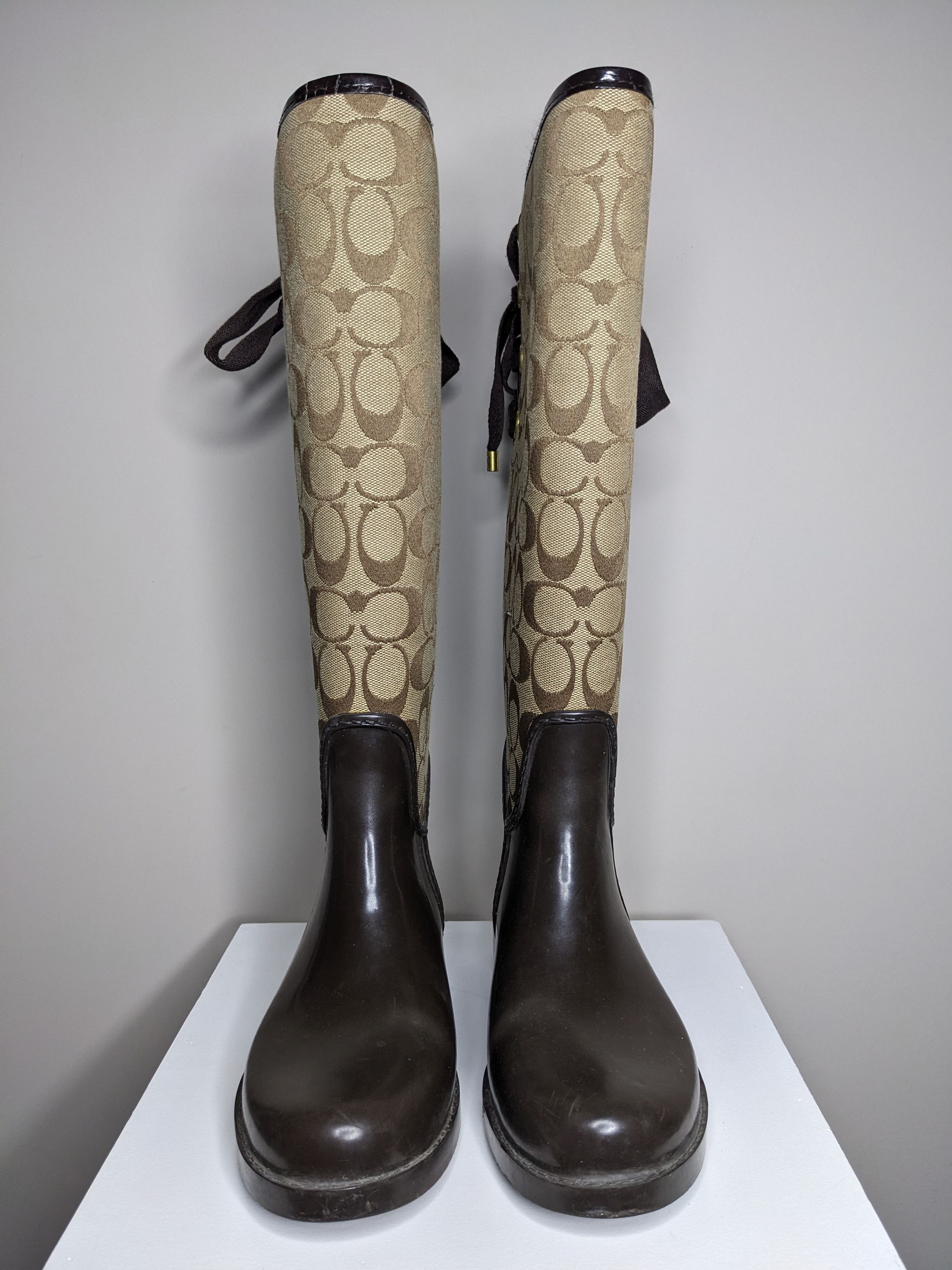 Coach Coach Tristee Signature Print Lace Up Rain Boots Size 5B AOP Size US 5 / IT 35 - 5 Thumbnail