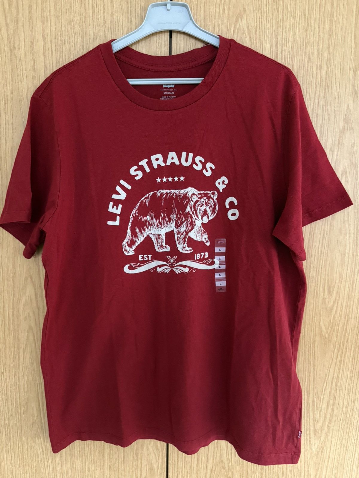 Levi's Levi’s T-Shirt 2022 collection Size US L / EU 52-54 / 3 - 1 Thumbnail