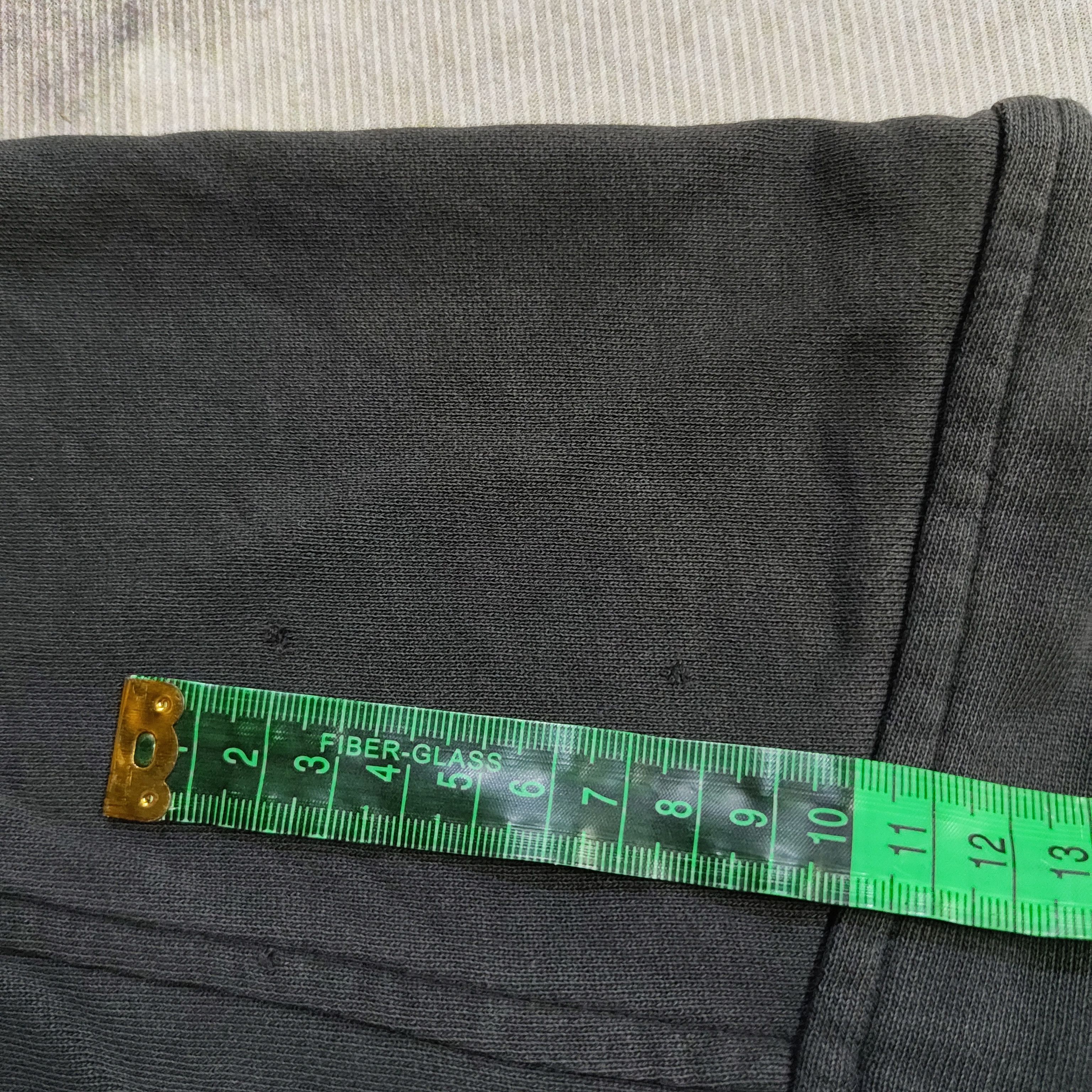 Valentino Vintage Distressed VALENTINO Embroidered Logo Sweatshirt Size US L / EU 52-54 / 3 - 12 Thumbnail