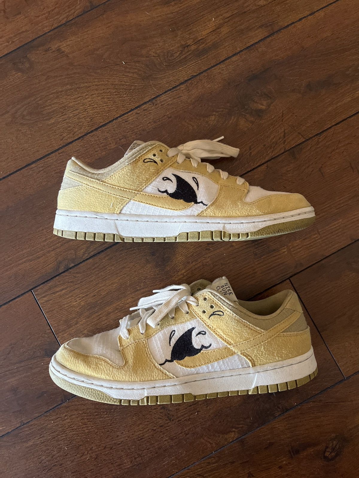 Nike Nike Dunk Low (Sun Club) Size US 9 / EU 42 - 1 Thumbnail