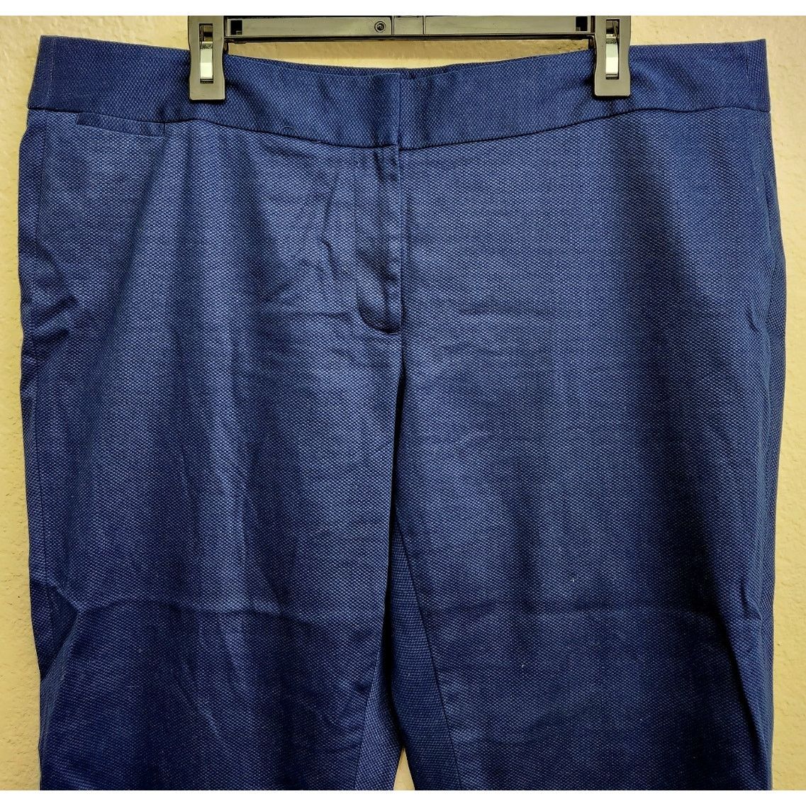 Other Liz Claiborne Blue "Emma" Flat Front Dress Pants 18 Stretch Size 40" / US 18 - 2 Thumbnail