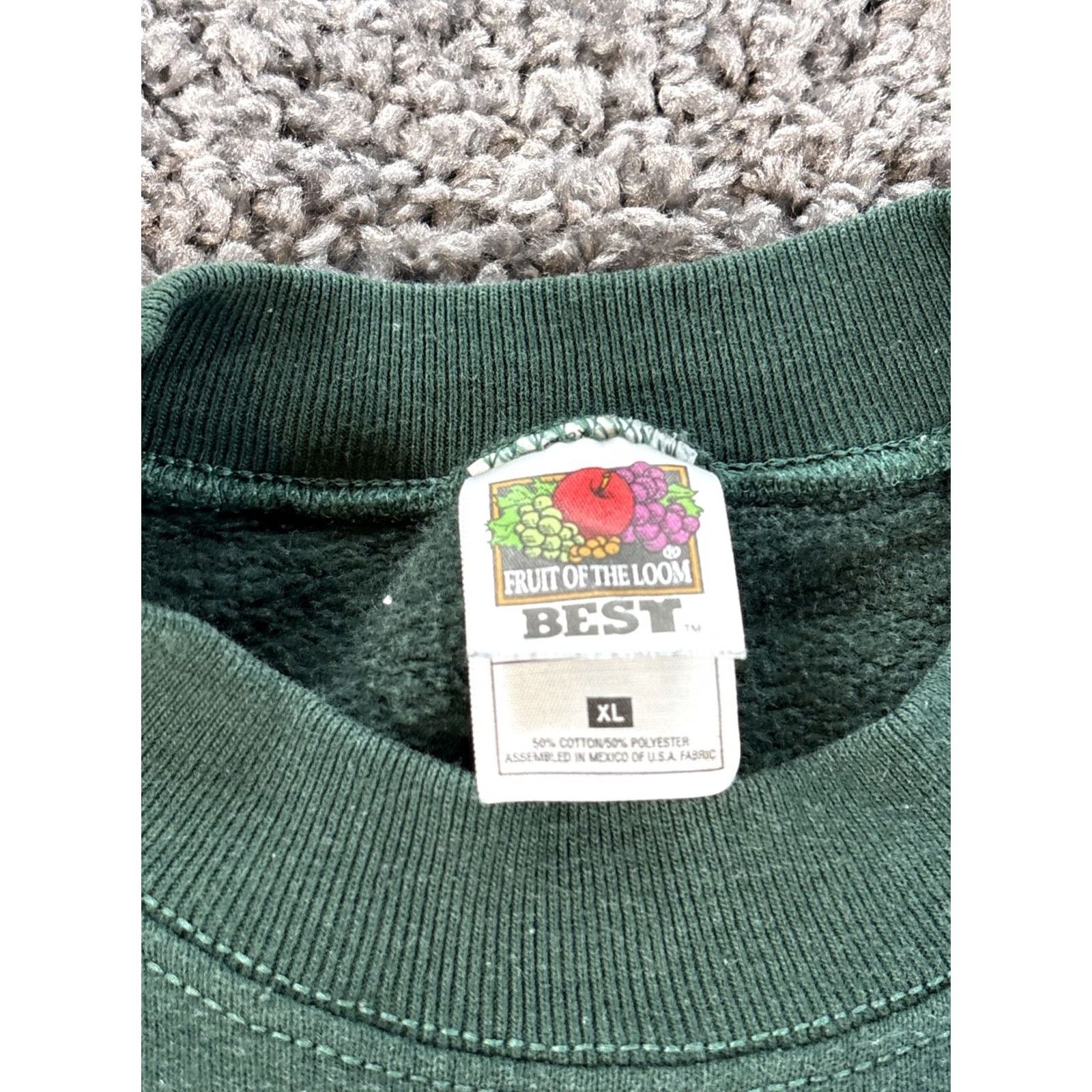 Fruit Of The Loom VINTAGE Fruit of the Loom Sweatshirt Mens XL Forest Green Giraffe Animal 90s Mens Sweatshirt Green 90s Animal African Bird? Size US XL / EU 56 / 4 - 4 Thumbnail
