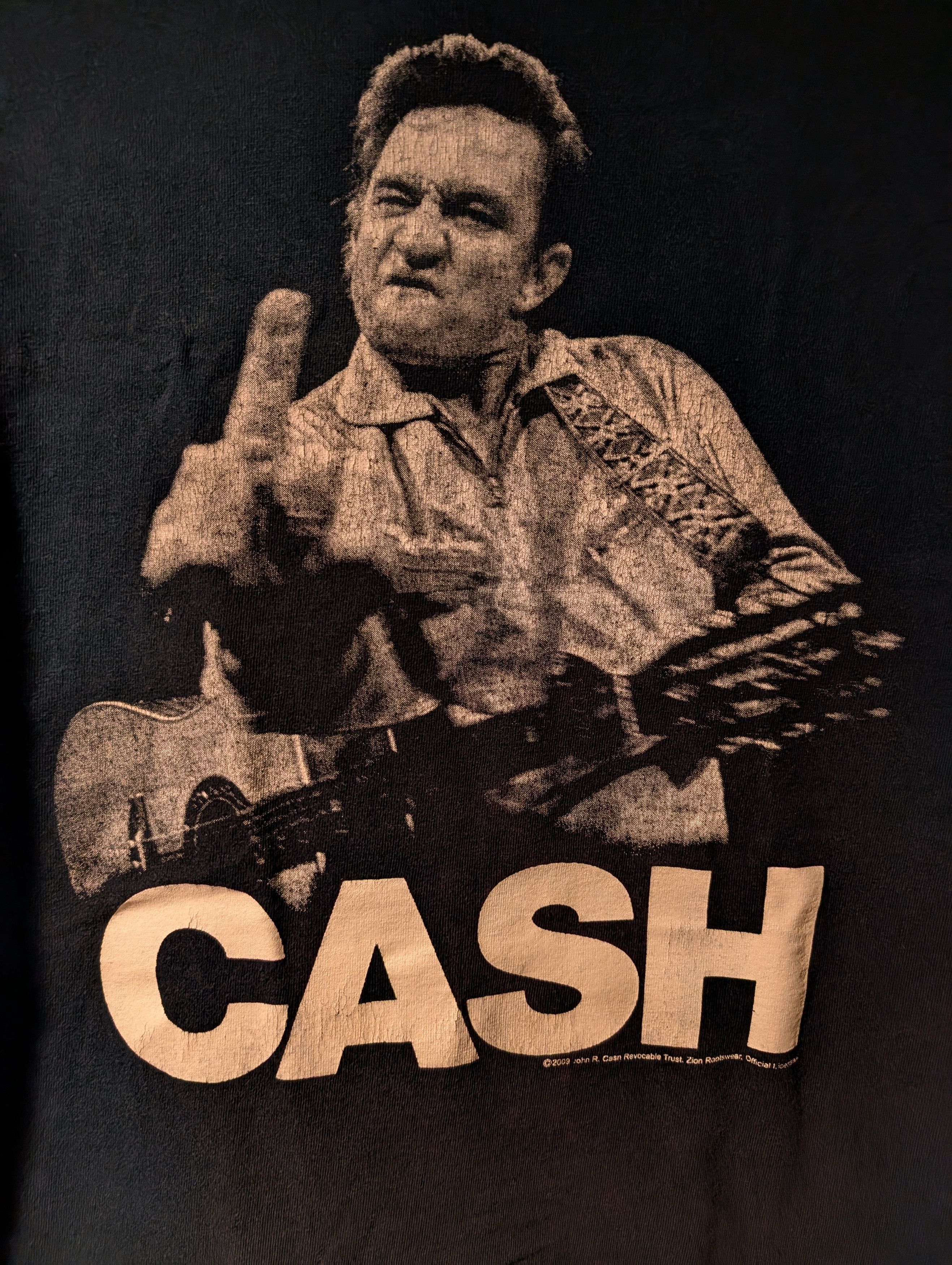 Band Tees Vtg Johnny Cash Middle Finger San Quentin Graphic T-Shirt Size US M / EU 48-50 / 2 - 2 Thumbnail
