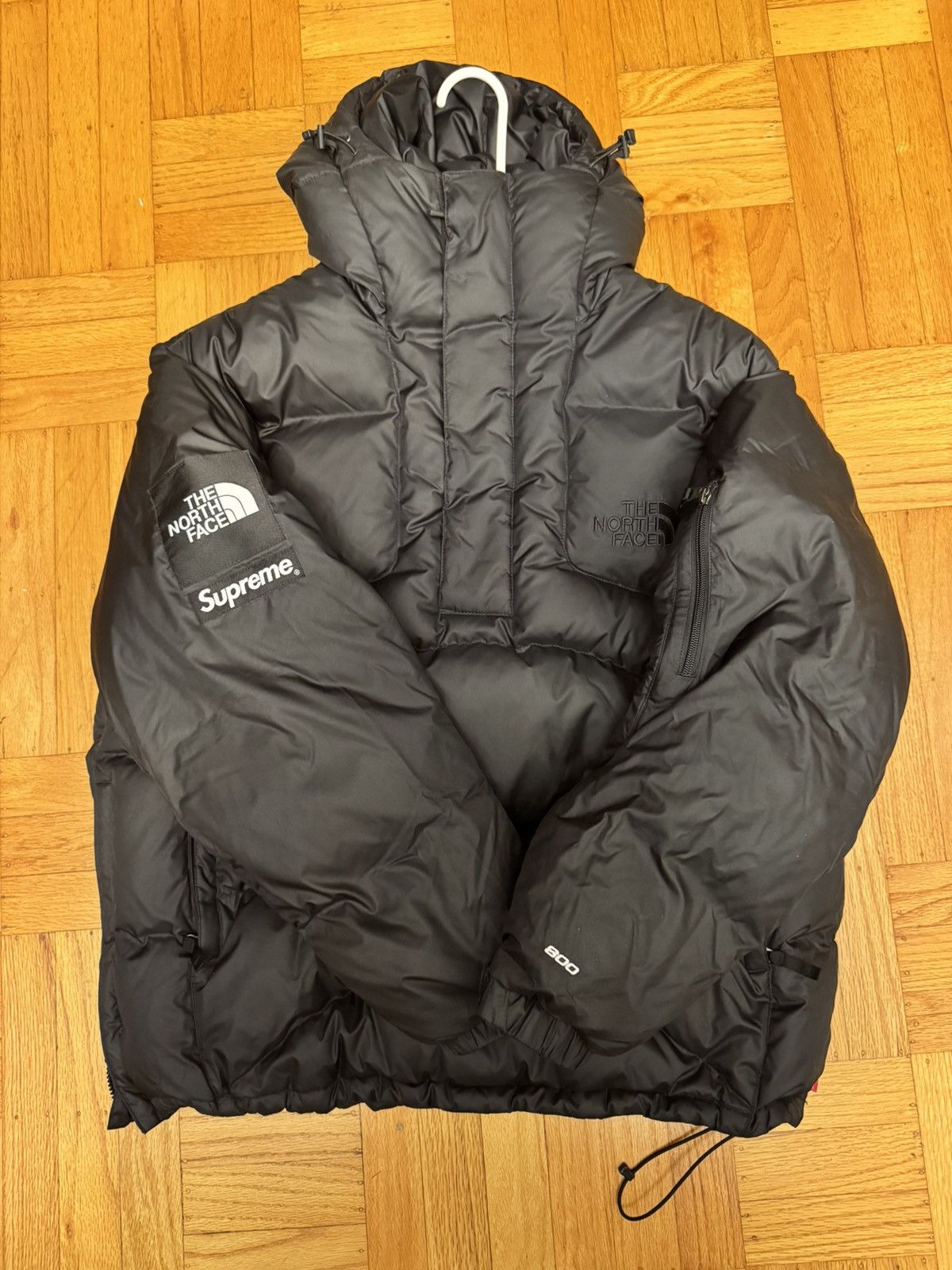 Supreme × The North Face Supreme x The North Face 800 Size US L / EU 52-54 / 3 - 1 Thumbnail