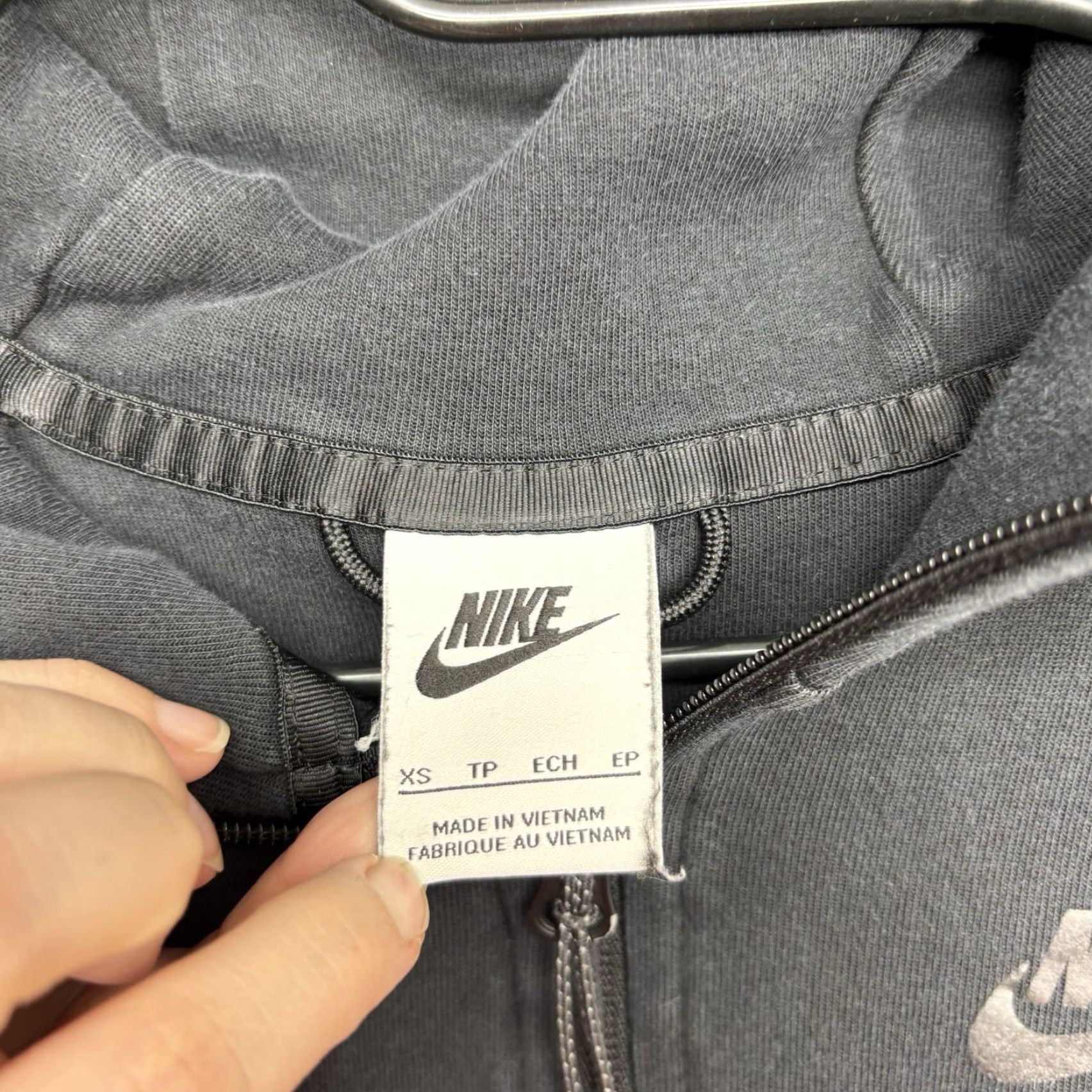 Nike Nike Tech Fleece Hoodie Womens XS Black Full Zip Jacket Performance CW4298-010 Size XS / US 0-2 / IT 36-38 - 3 Thumbnail