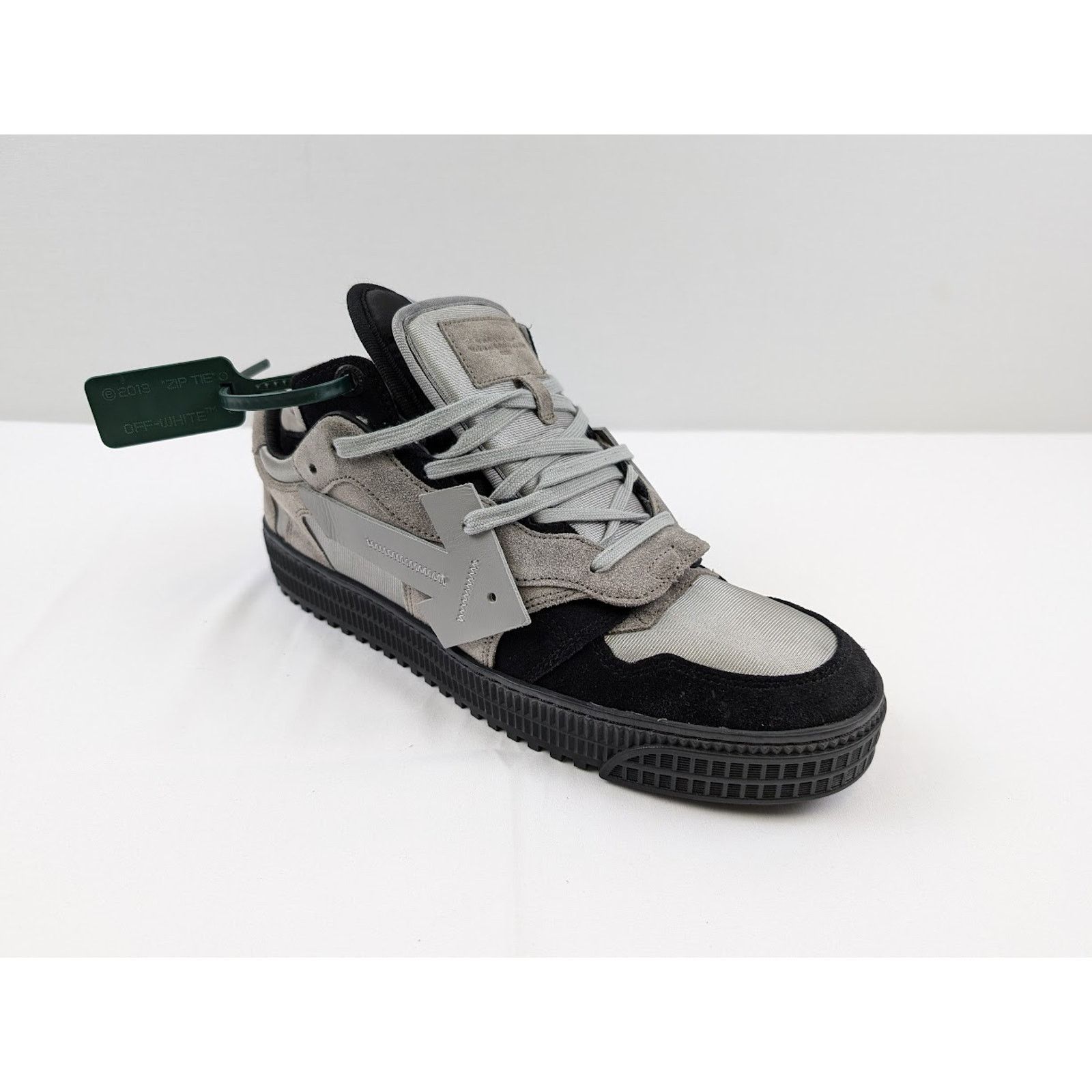 Off-White o1rshd1 Floating Arrow Sneaker in Dark Grey Size US 13 / EU 46 - 2 Thumbnail