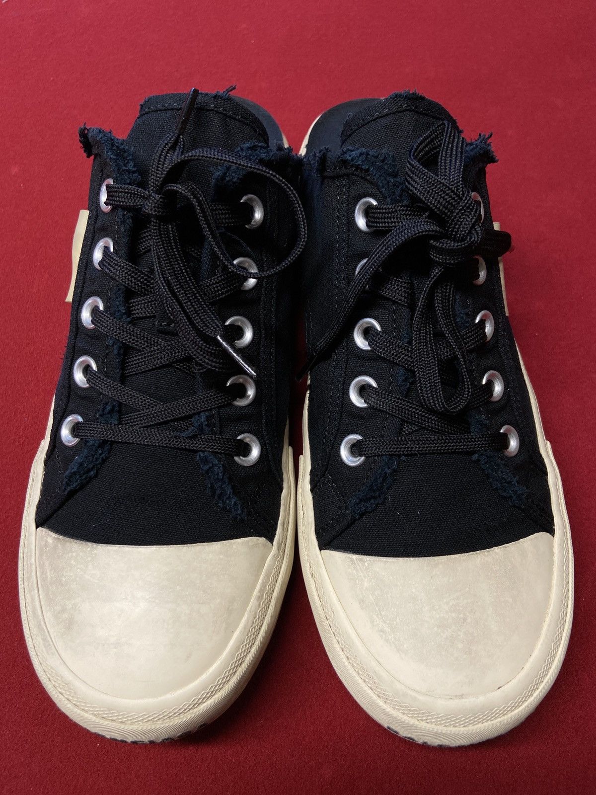Balenciaga Balenciaga Distressed Paris Sneaker Size US 7 / EU 40 - 3 Thumbnail