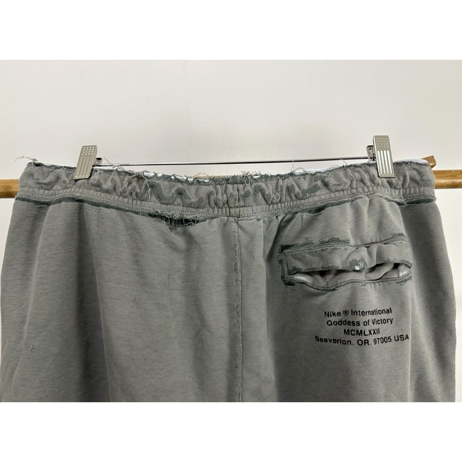 Nike Nike Swoosh Super Thrashed Distressed Worn Faded Soft Shorts XL Gray Mens Shorts XL Distressed NikeSwoosh Thrashed Workwear 90s Theme Mens Size US 36 / EU 52 - 4 Thumbnail