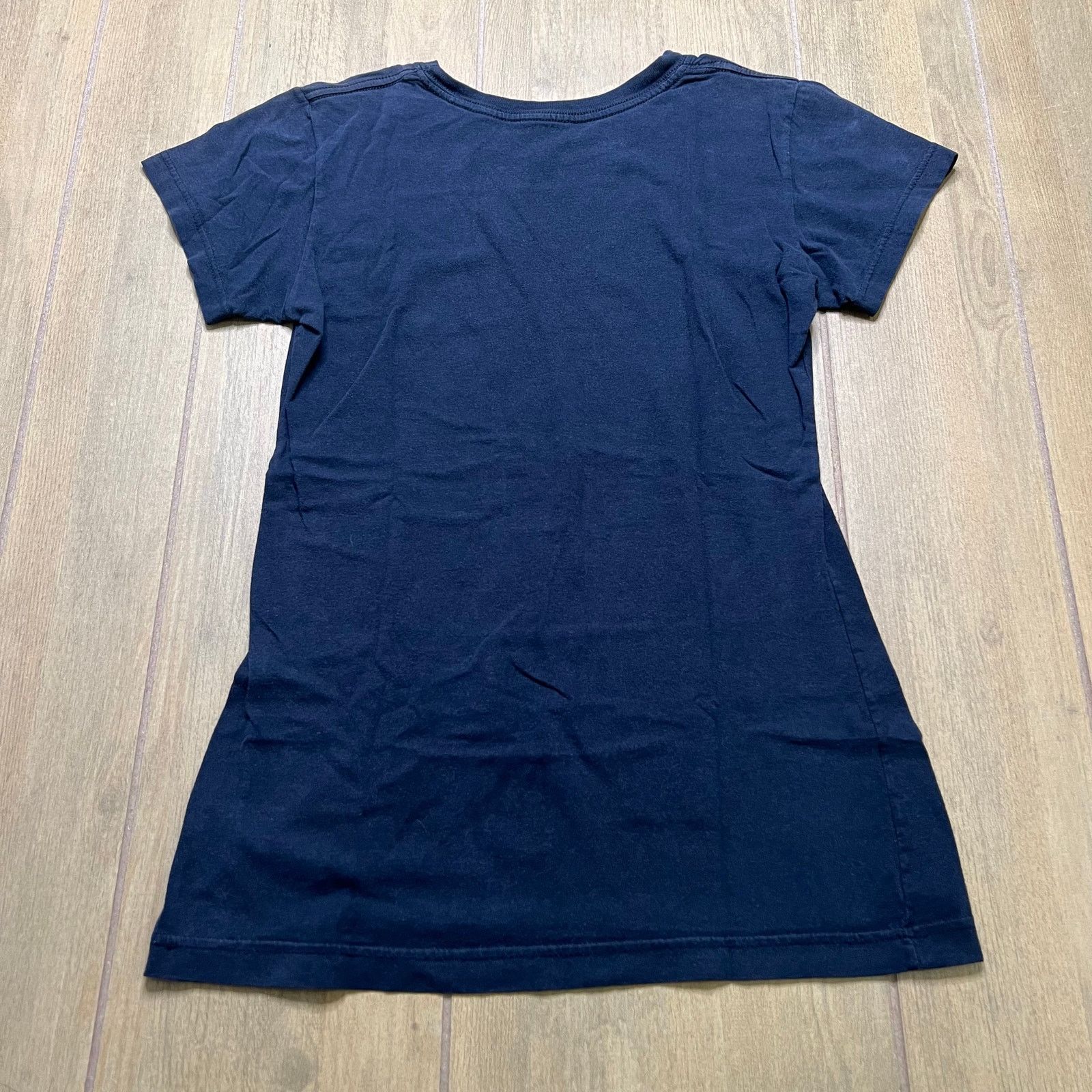 Vintage Vintage Y2K Style Young & Reckless Graphic Logo T Shirt Sz S Size S / US 4 / IT 40 - 6 Thumbnail