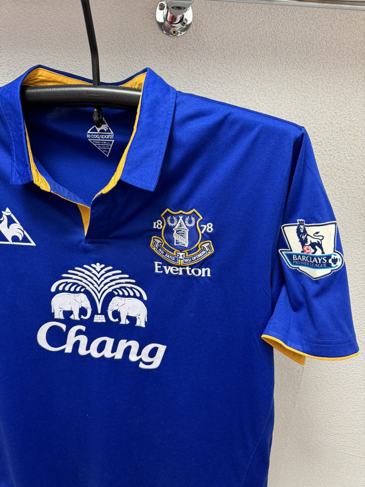 Le Coq Sportif Le Coq Sportif Everton vintage soccer jersey Xl Size US XL / EU 56 / 4 - 6 Thumbnail
