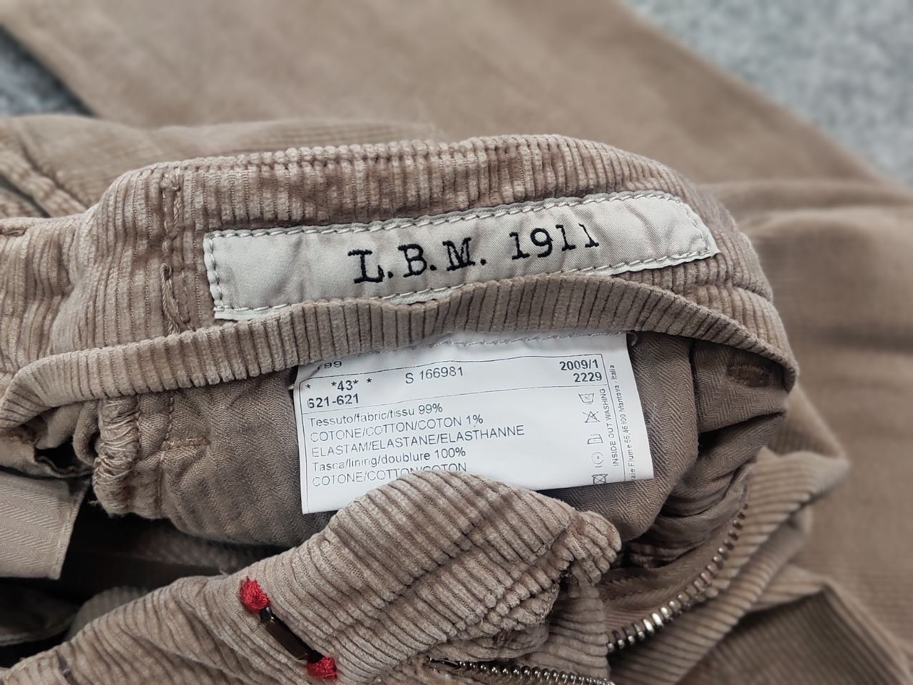L.B.M. 1911 LBM 1911 Italy Design Beige Corduroy trouser Casual Pants Size US 34 / EU 50 - 18 Thumbnail