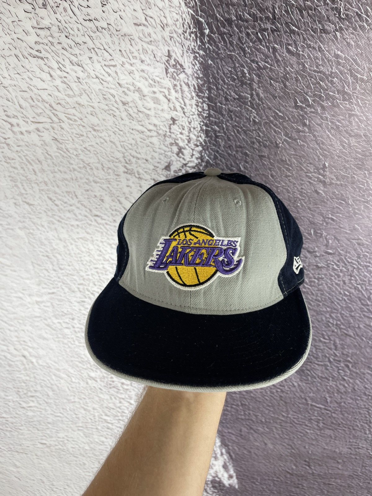 NBA New Era vintage 90s made in USA LA Lakers wool cap NBA Size ONE SIZE - 1 Thumbnail