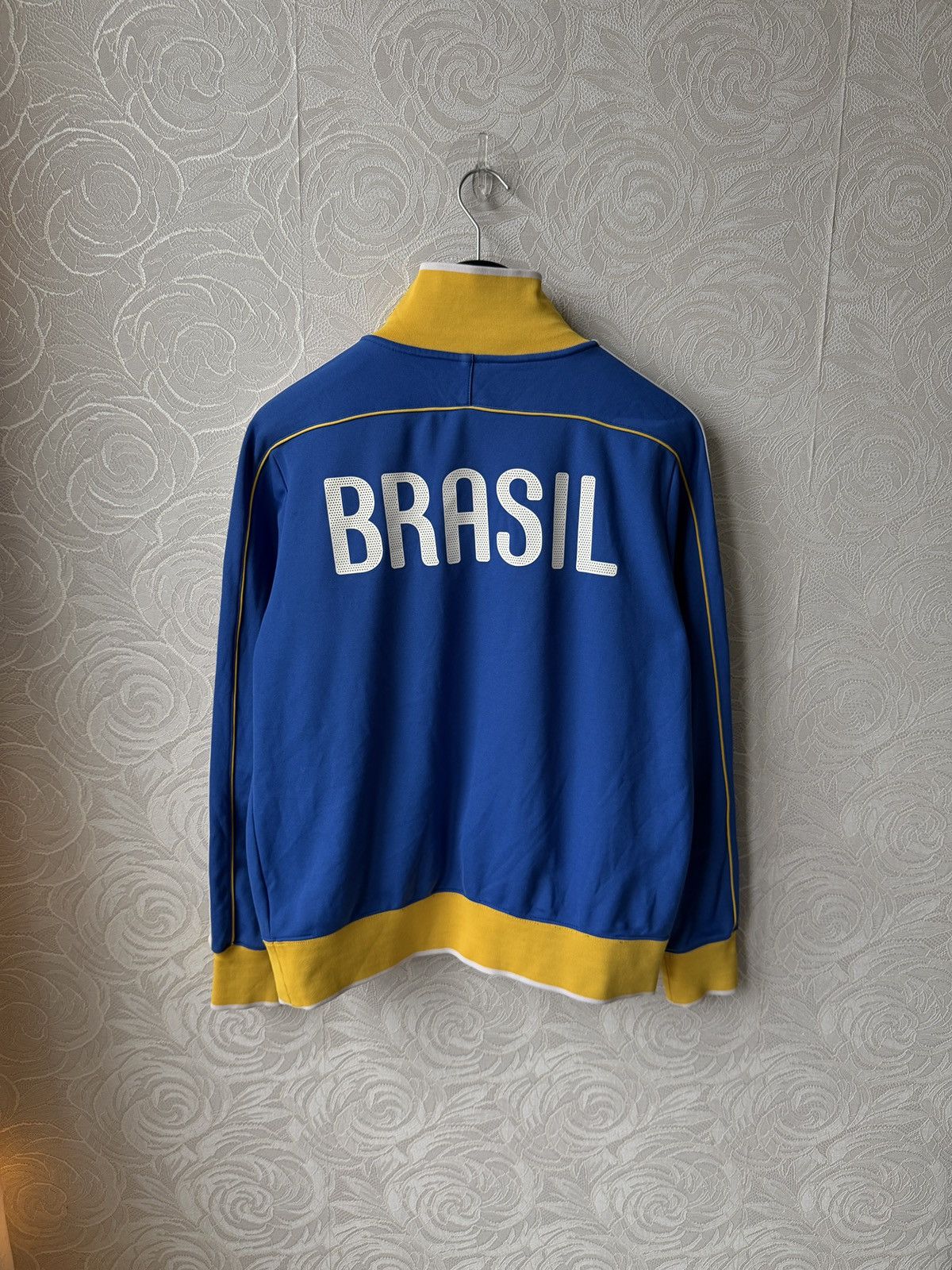 Nike Nike BRAZIL 2010 Away World Cup Jacket Track Top Training Size US L / EU 52-54 / 3 - 8 Thumbnail