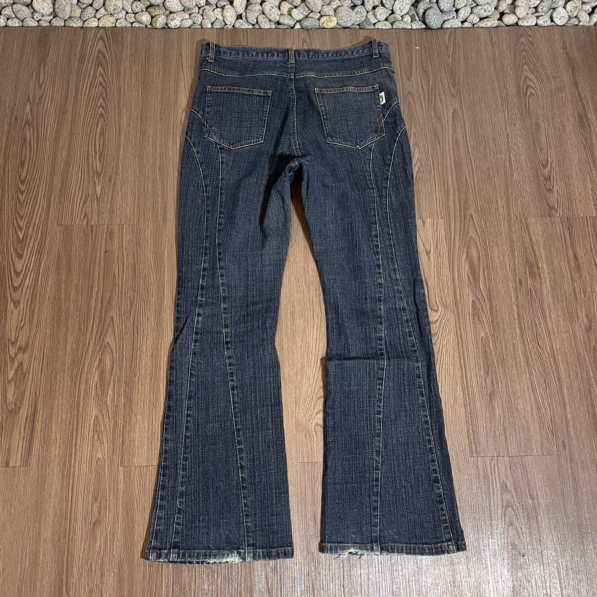 Hysteric Glamour Sino japan flared distressed denim Size US 34 / EU 50 - 2 Thumbnail