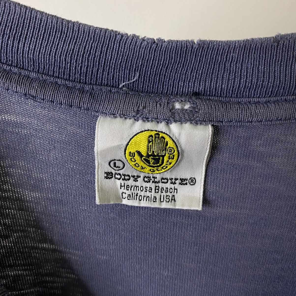 Body Glove Vintage 2000s Body Glove Surfboards Faded Surfing Tee Size US M / EU 48-50 / 2 - 4 Thumbnail