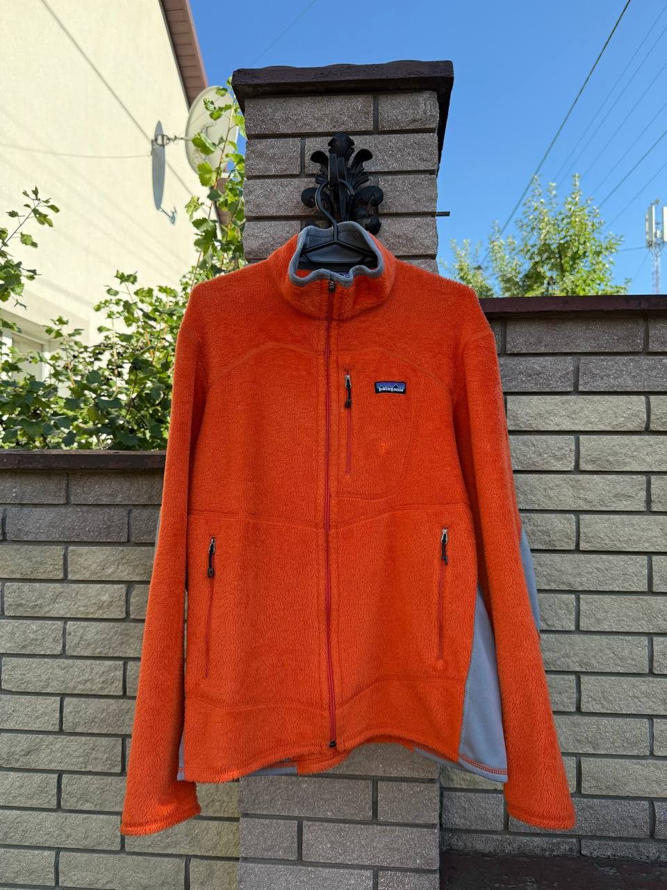 Patagonia Patagonia R2 Orange Fleece Jacket Outdoor Size US M / EU 48-50 / 2 - 2 Thumbnail