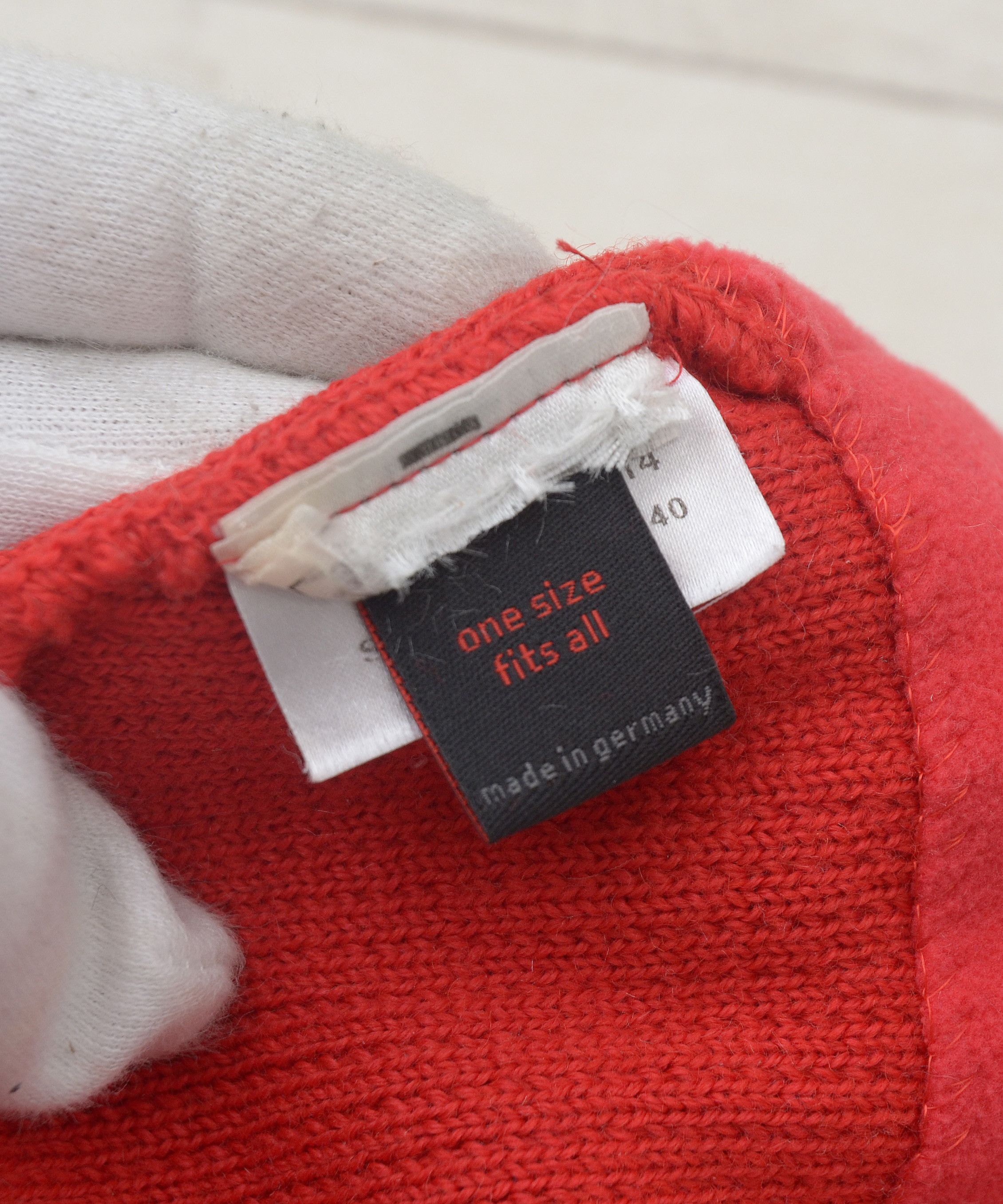 Mammut Mammut Sublime Beanie Snow Cap Hat Red Unisex made Germany Size ONE SIZE - 7 Thumbnail