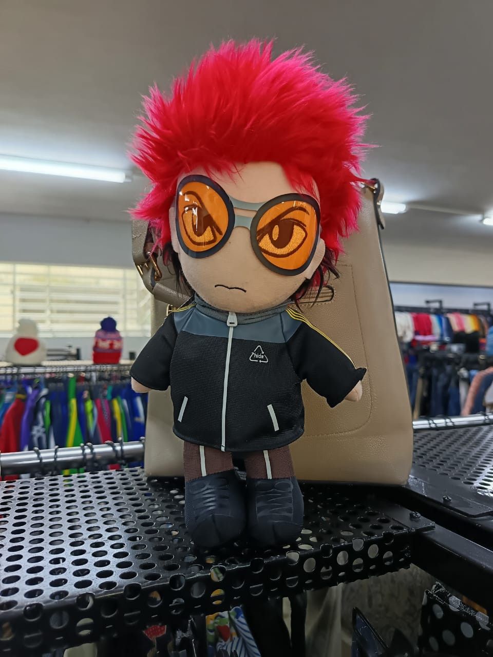 Anime × Japanese Brand Hide with spread beaver plush tolls Size ONE SIZE - 1 Thumbnail