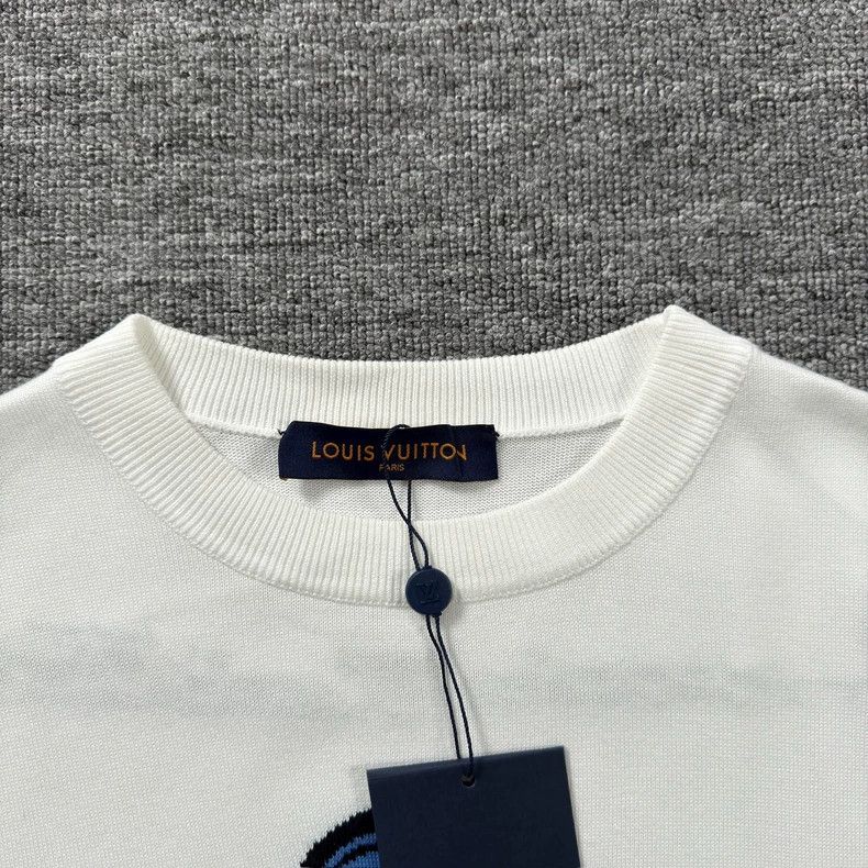 Louis Vuitton Louis Vuitton Rap Little White Wolf Short Sleeve 2504-Nexta Size US S / EU 44-46 / 1 - 2 Thumbnail