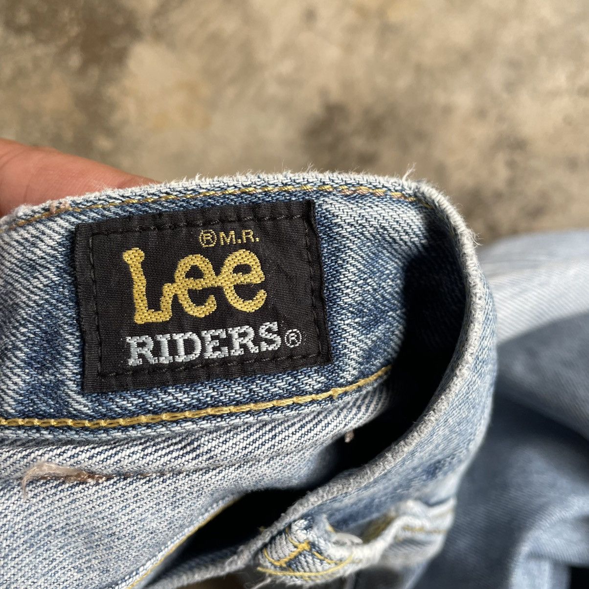 Lee 🔥Vintage Lee Riders Stoned Washed Ripped Distress Jeans Size US 31 - 13 Thumbnail