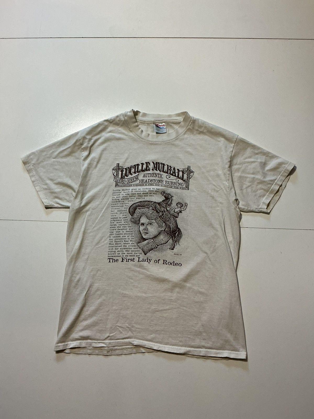 Vintage Vintage Lucille Mulhall Cowgirl Wild West Rodeo Queen TShirt Size US L / EU 52-54 / 3 - 1 Thumbnail