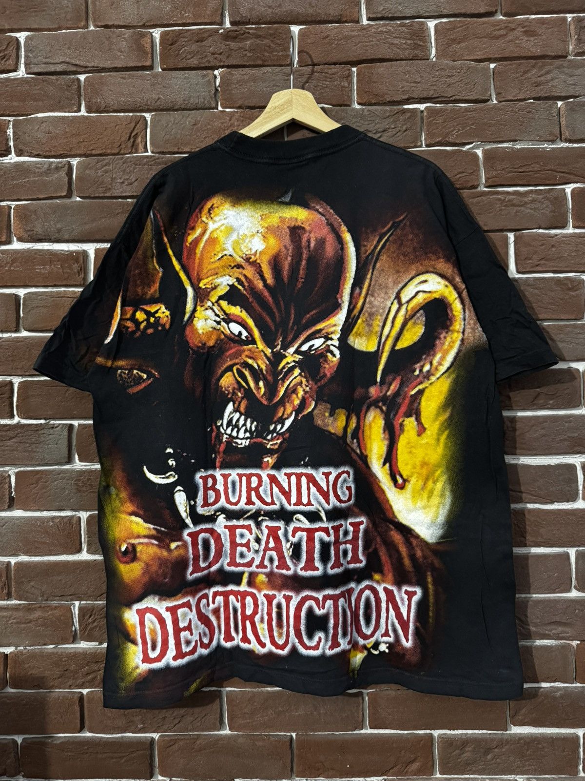 Band Tees RARE VINTAGE MANOWAR 90s Hell Stage METAL T-SHIRT BAND GRAIL Size US XL / EU 56 / 4 - 2 Thumbnail