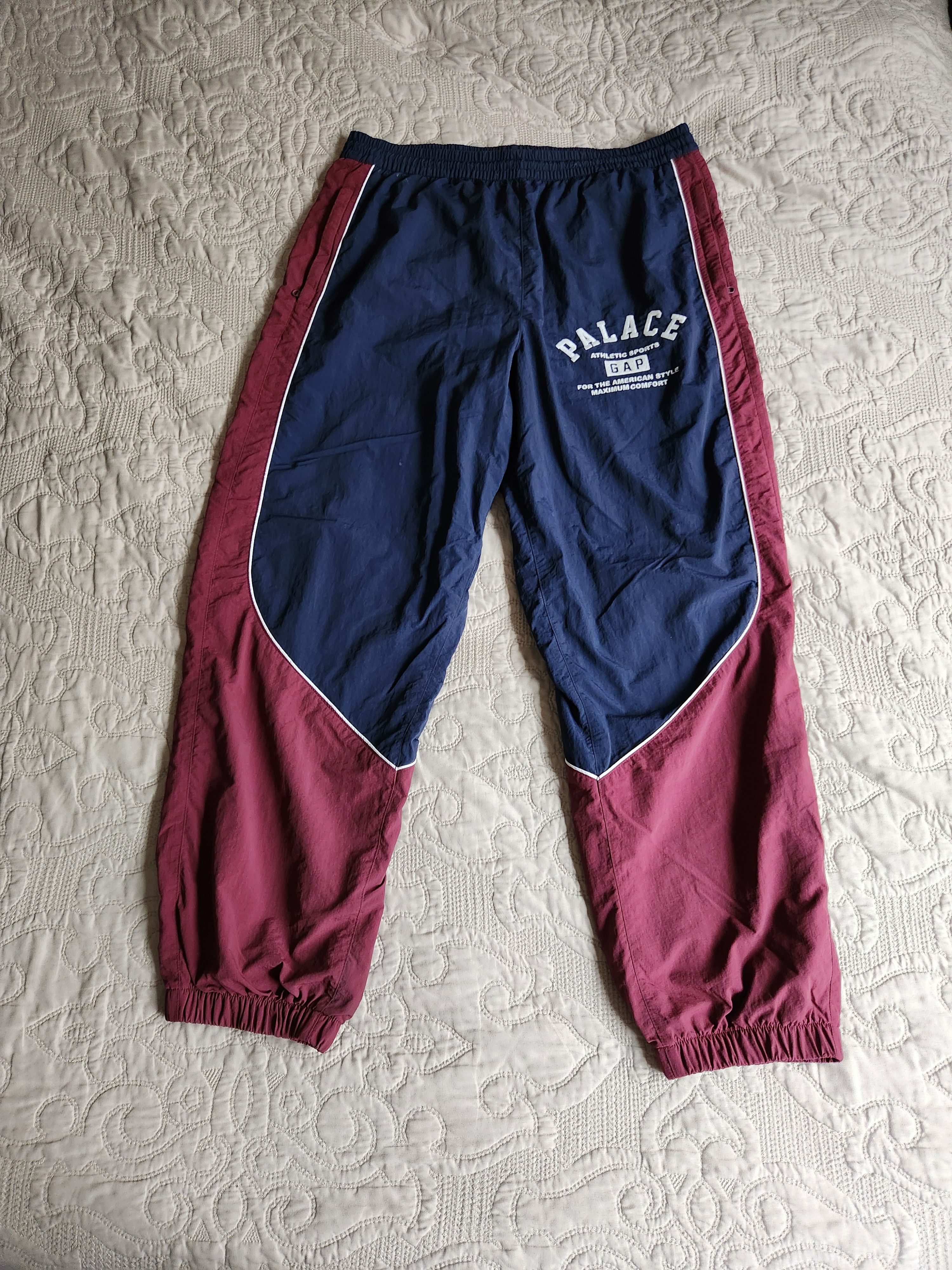 【2025A/W新作★送料無料】 Palace Track Pants | Grailed ウォーキング・ランニングウェア