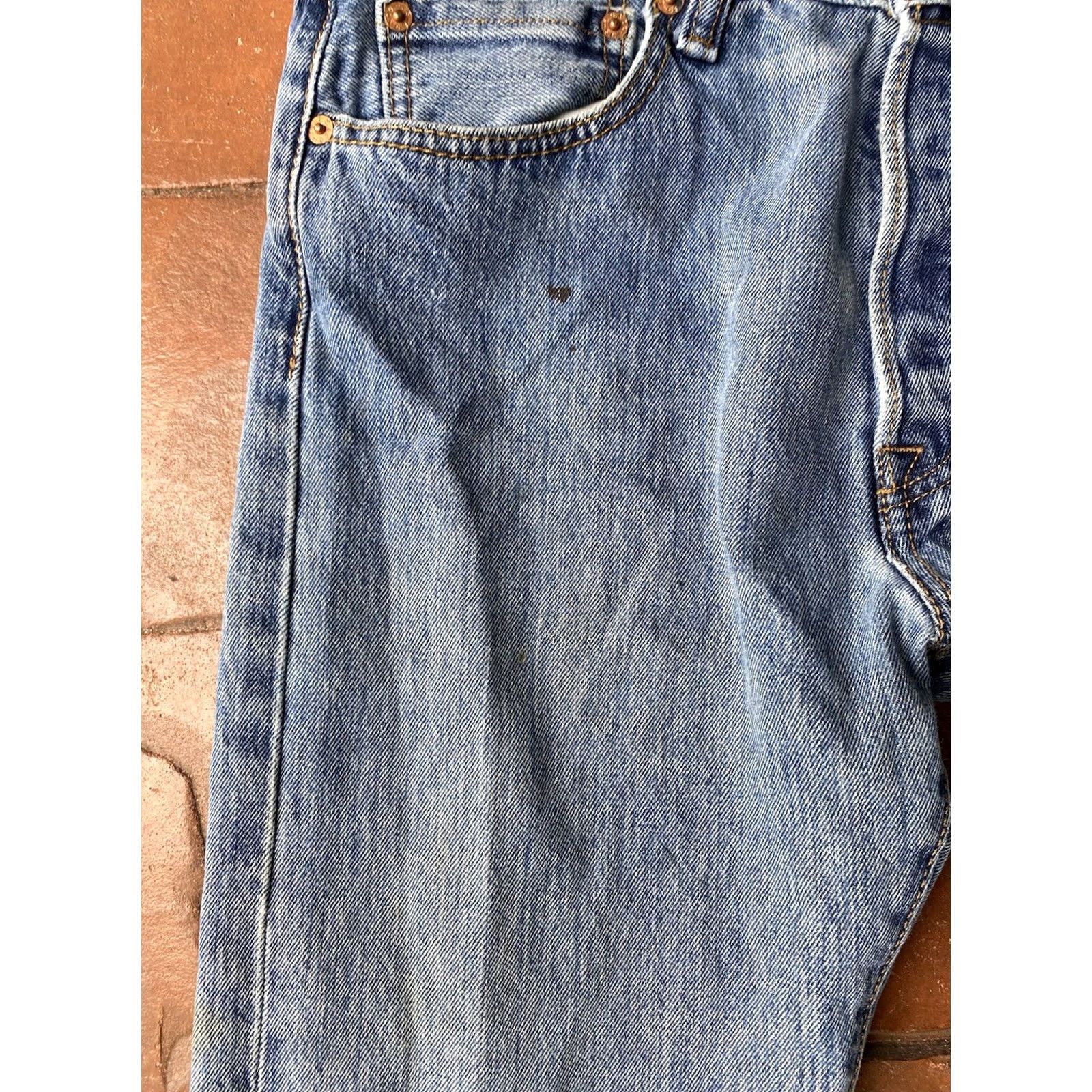 Levi's VINTAGE Levi's 501 Jeans Men 33x30 Blue Button Fly Straight Denim Mid Rise Regular Fit Size US 33 - 3 Thumbnail