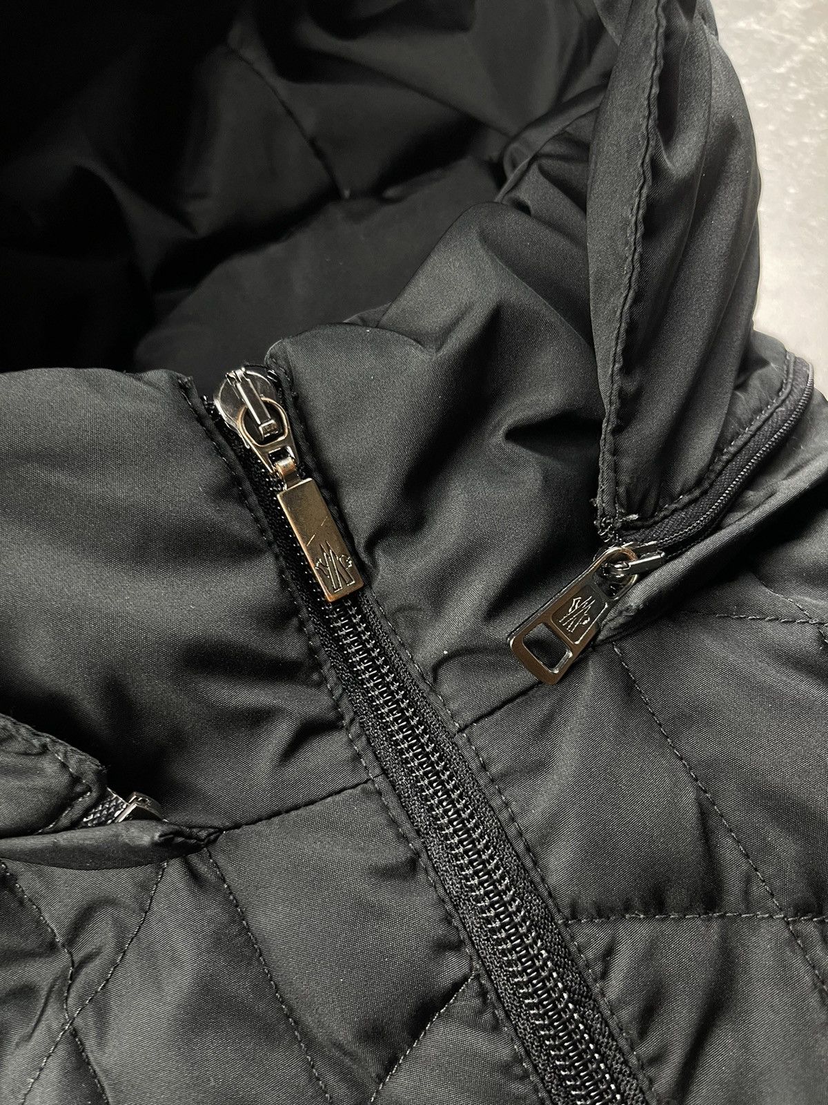 Moncler Moncler Archives Rare Long Black Down Coat with Hood Size M / US 6-8 / IT 42-44 - 7 Thumbnail