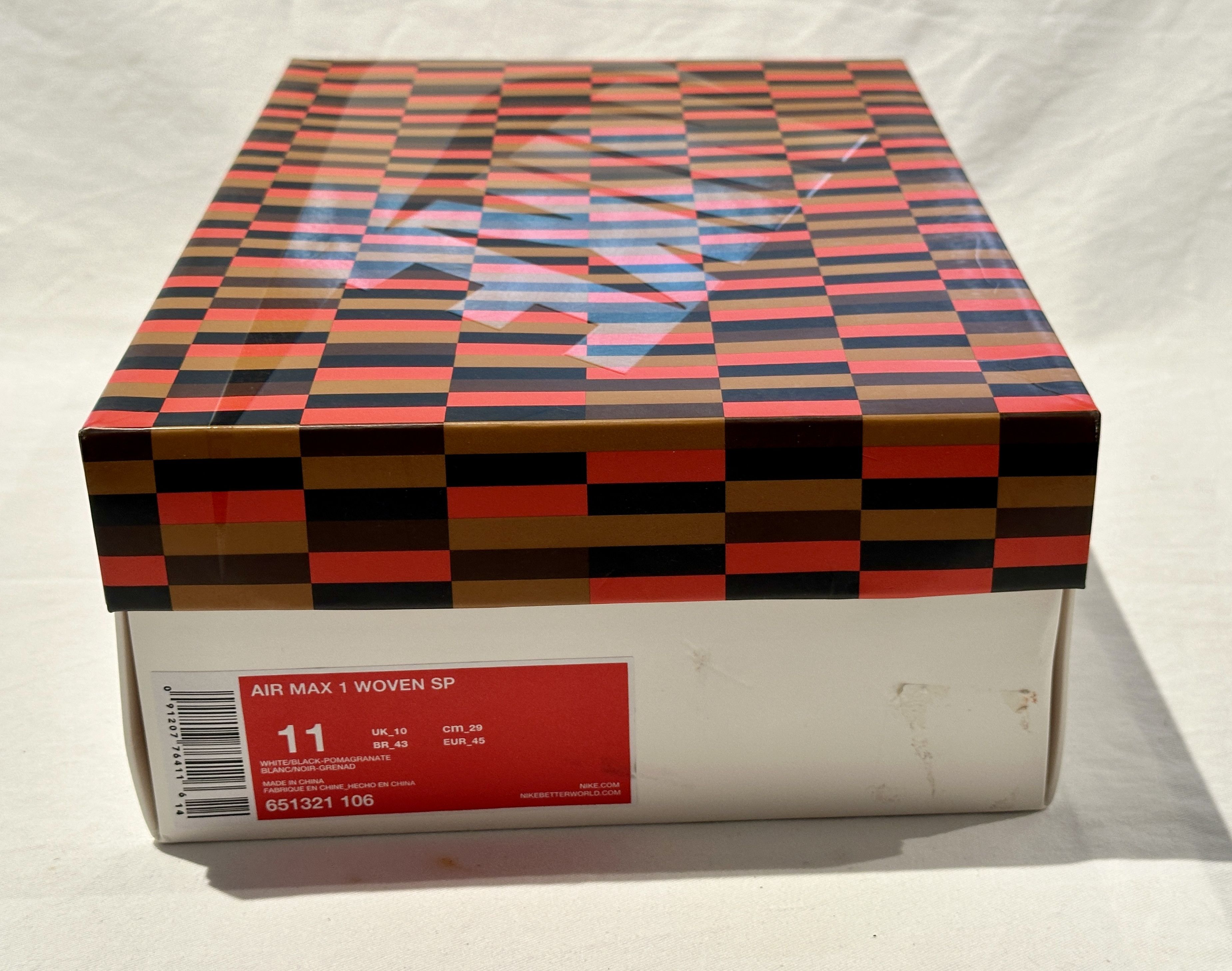 Nike NEW NIKE AIR MAX 1 WOVEN SP LONDON UNDERGROUND ROUNDEL SZ 11 Size US 11 / EU 44 - 11 Thumbnail