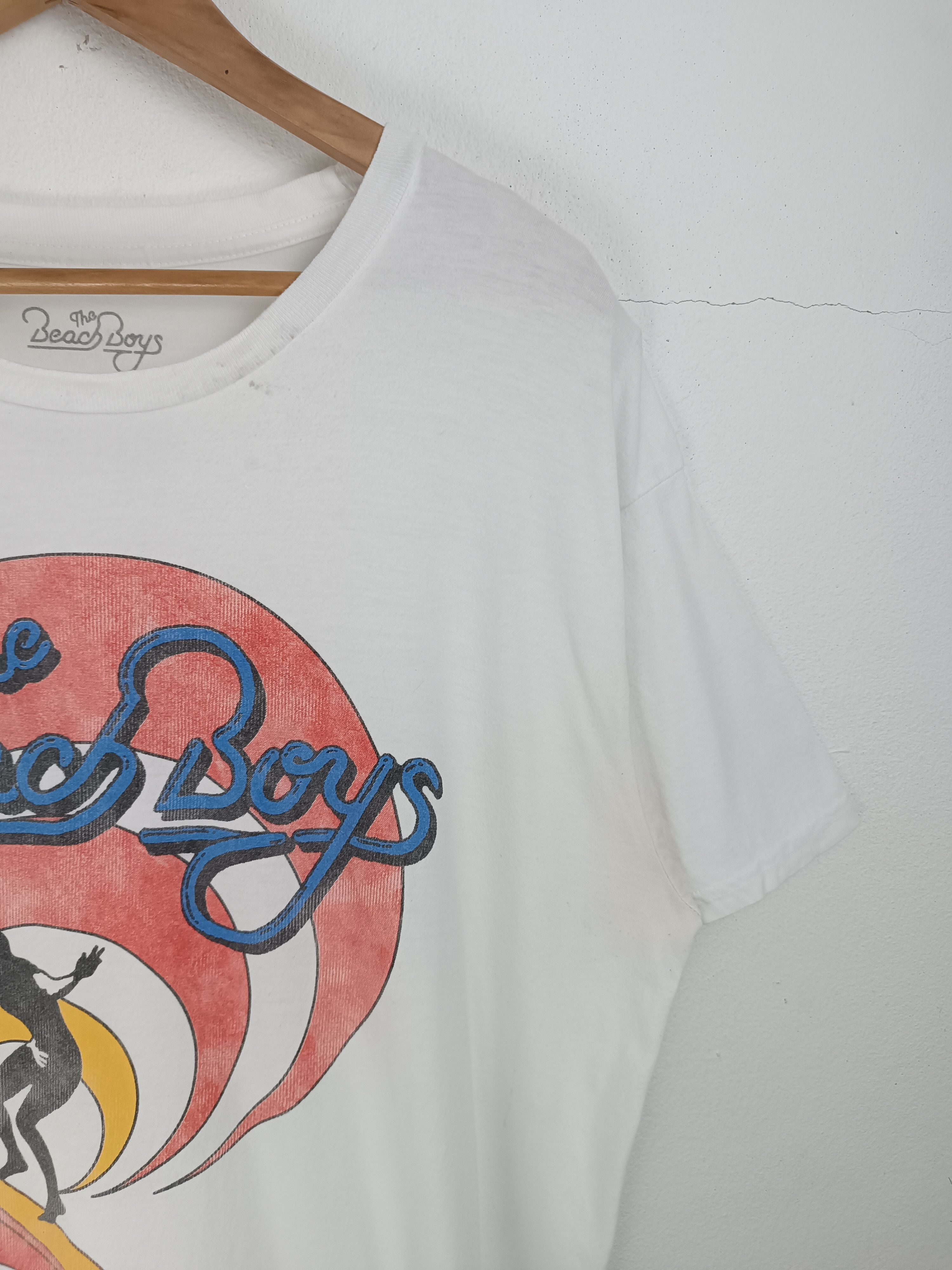 Band Tees VTG THE BEACH BOYS SURF TOUR 1983 TEE who kinks jam beatles Size US XL / EU 56 / 4 - 6 Thumbnail