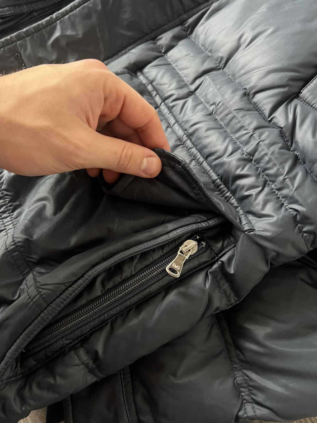 Dolce & Gabbana Rare Dolce & Gabbana Down Puffer Jacket Embroidered DG Hood Size US L / EU 52-54 / 3 - 8 Thumbnail