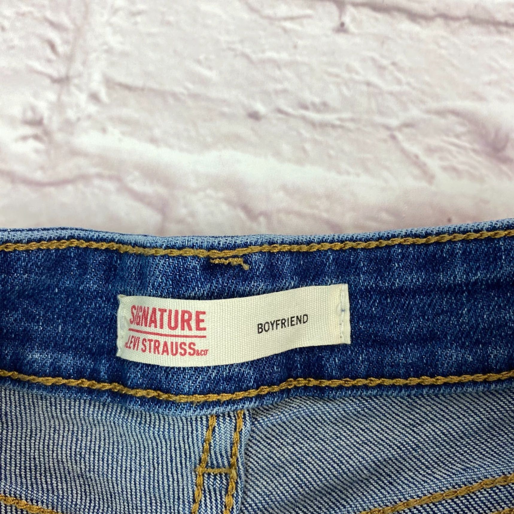 Levi's Signature Levi Strauss Jeans Boyfriend Teens Size 2 Mid-Rise Distressed Cuffed Size 26" / US 2 / IT 38 - 5 Thumbnail