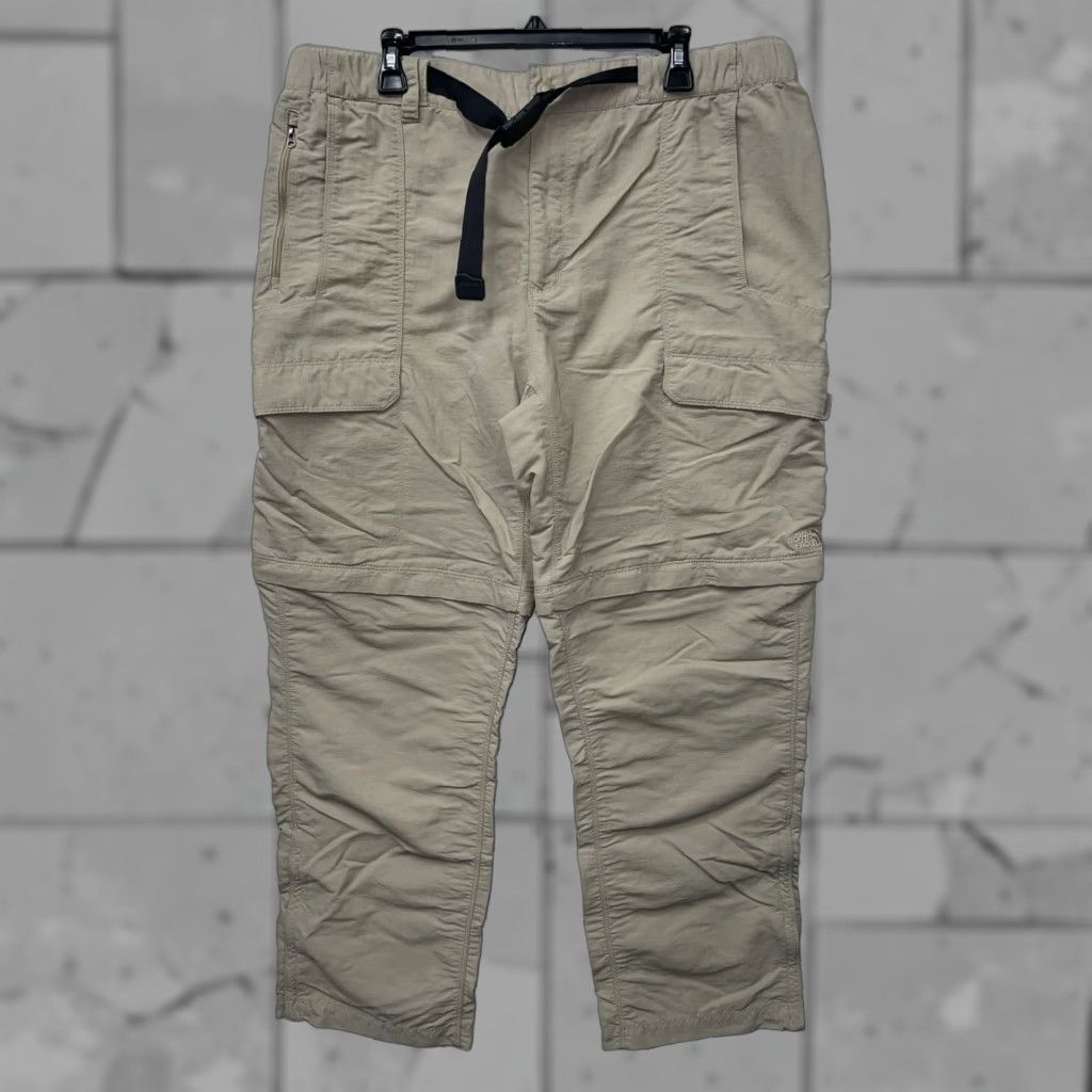 The North Face The North Face Pants Mens XL Beige Inseam 30 Cargo Hiking Style Regular 40x30 Size US 36 / EU 52 - 1 Thumbnail