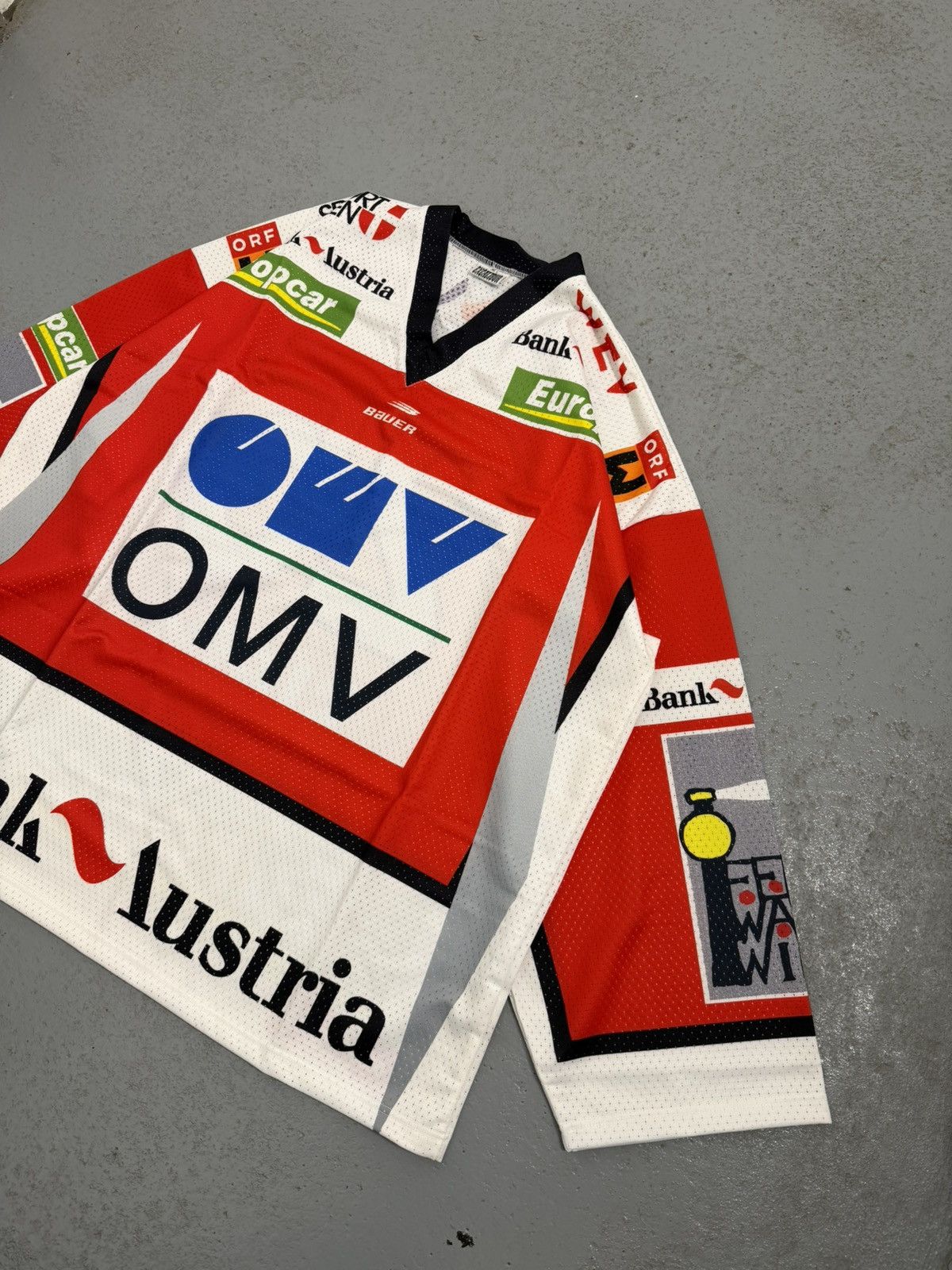 NHL Vintage Austria NHL Bauer OMV Siedl 25 Jersey Size US XL / EU 56 / 4 - 3 Thumbnail