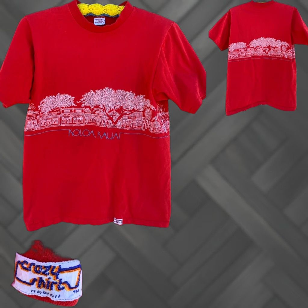 Vintage VINTAGE Crazy Shirts Hawaii T-Shirt M Red 1980s Men Graphic Tee Single Stitch 100% Cotton USA Size US M / EU 48-50 / 2 - 1 Thumbnail